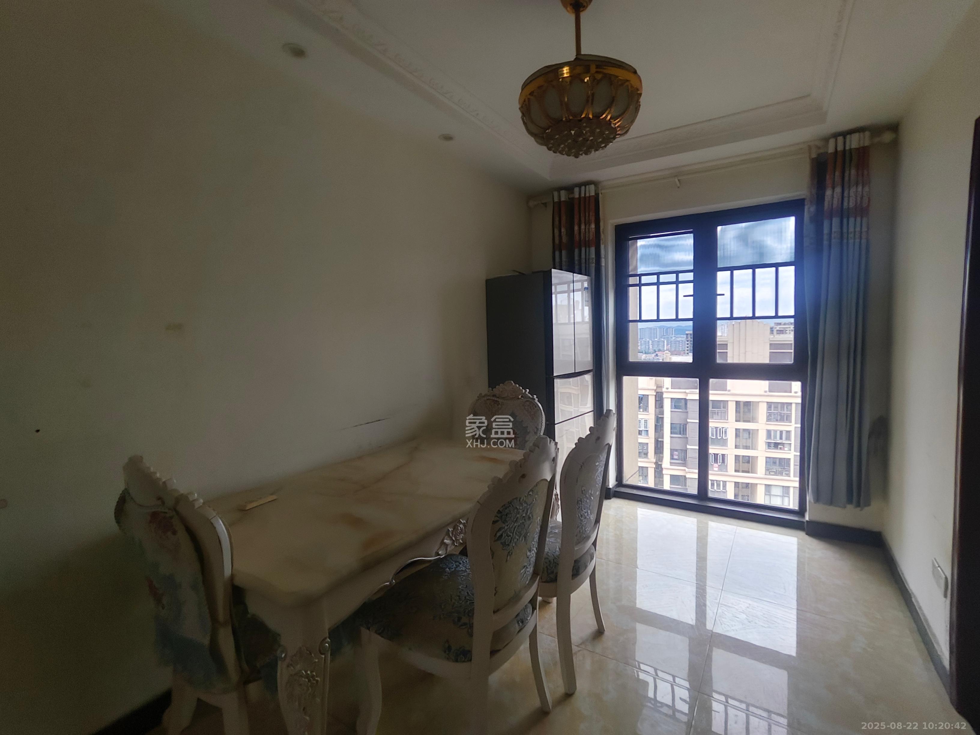 梅溪鑫苑名家  3室2厅1卫    2300.0元/月 梅溪鑫苑名家  3室2厅1卫    2300.0元/月室内图