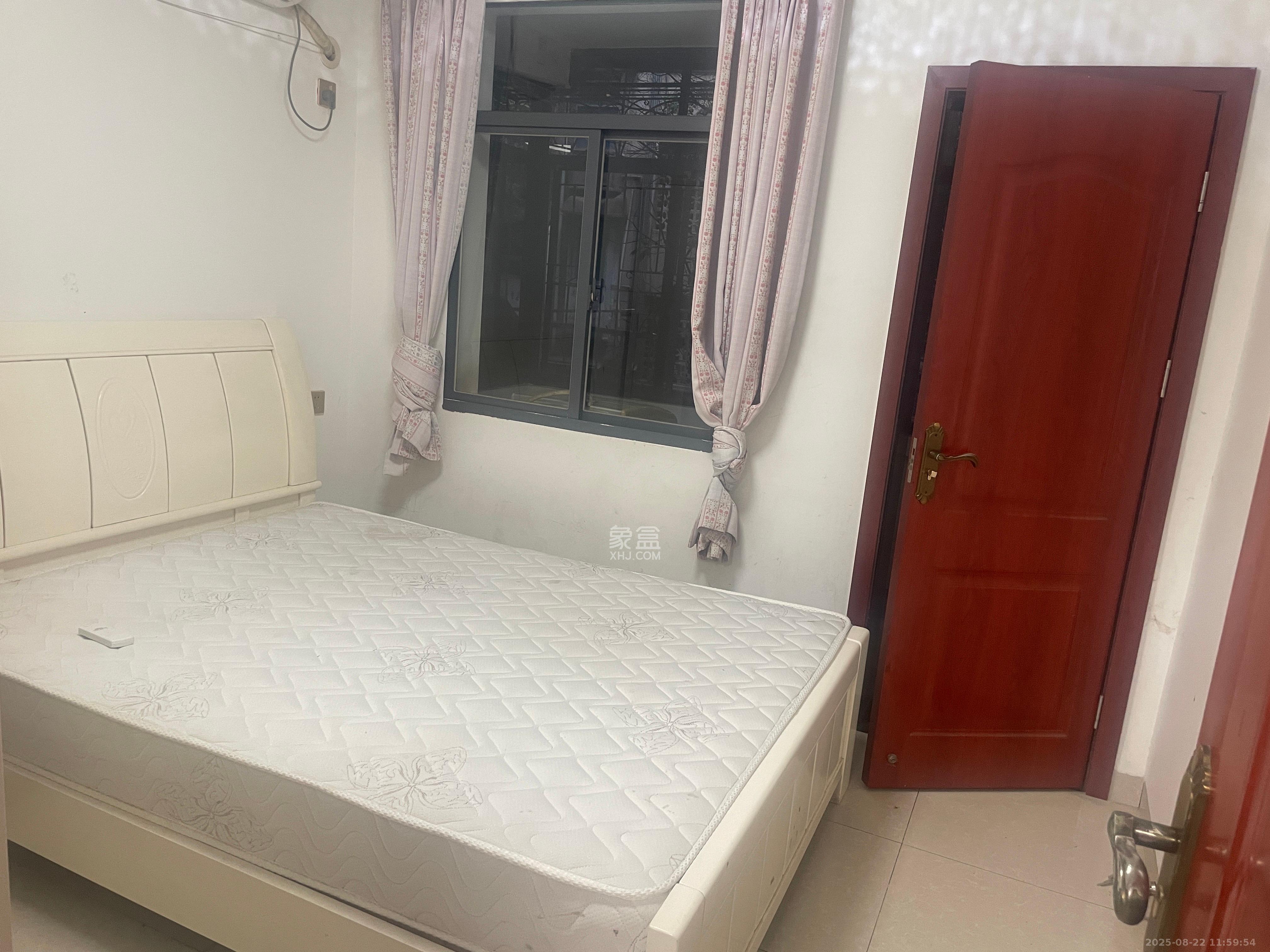 自然小区  2室2厅1卫   1800.00元/月室内图