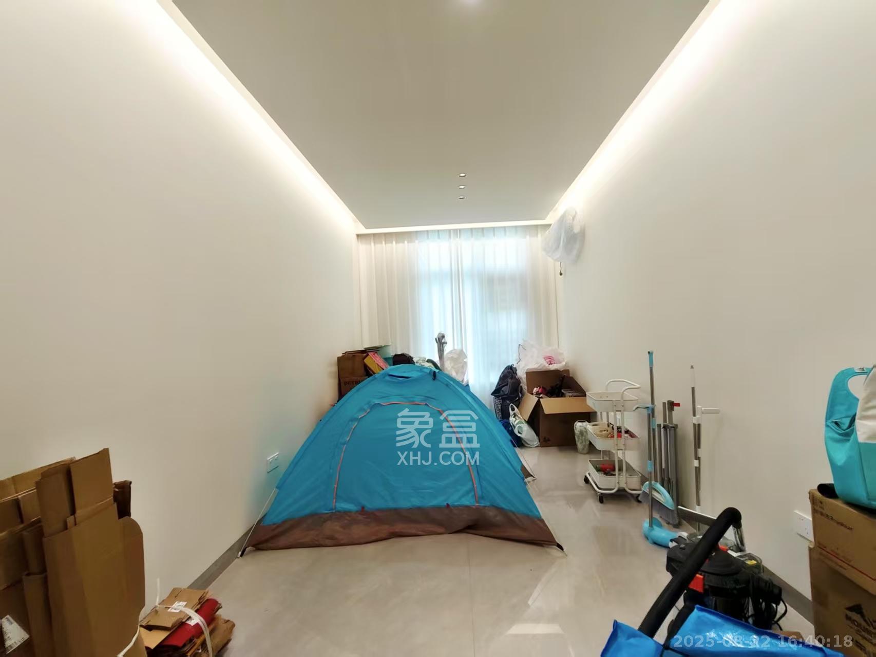 汉高学士府 1室1厅1卫 1800.0元/月 汉高学士府 1室1厅1卫 1800.0元/月室内图