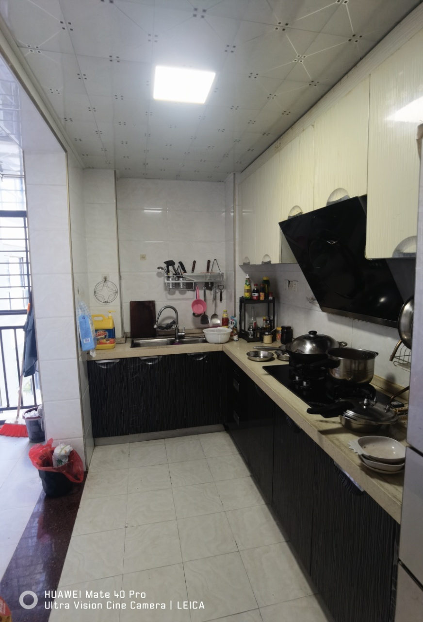 锦地翰城二期  3室2厅2卫    146.0万室内图