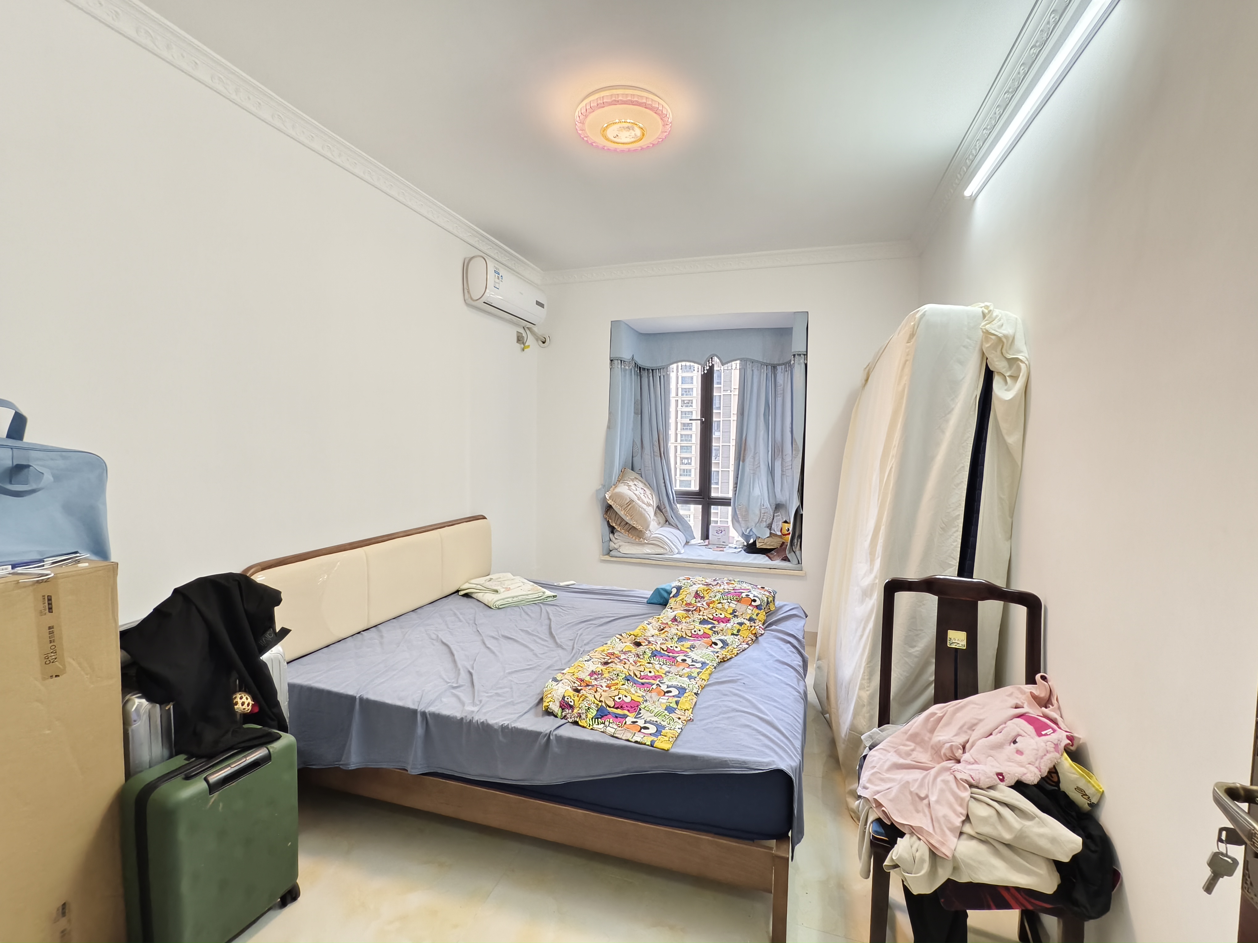 海阔天空-国瑞城三期(铂仕苑) 5室2厅2卫 8000.0元/月 海阔天空-国瑞城三期(铂仕苑) 5室2厅2卫 8000.0元/月室内图