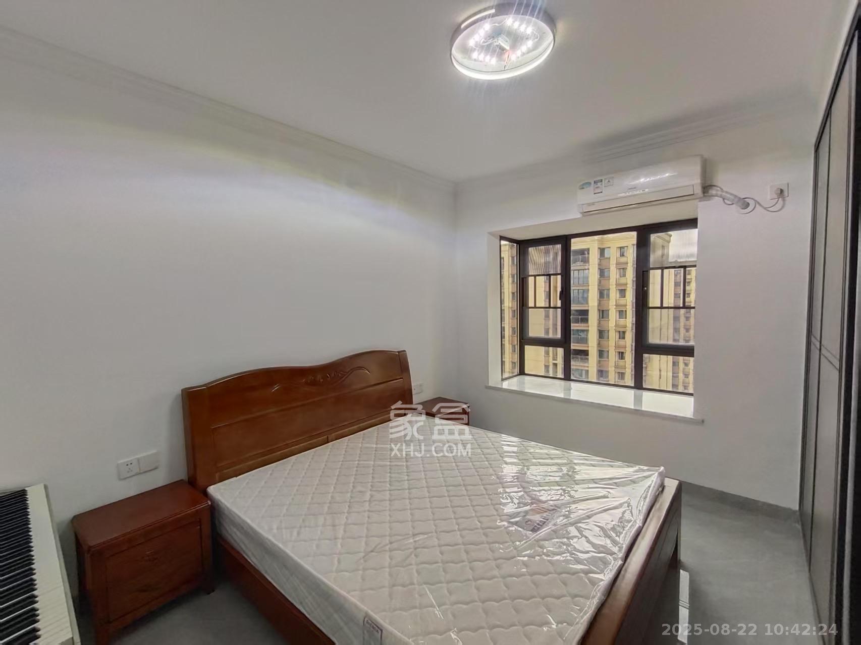 和润园三期 3室2厅2卫 2800.0元/月 和润园三期 3室2厅2卫 2800.0元/月室内图