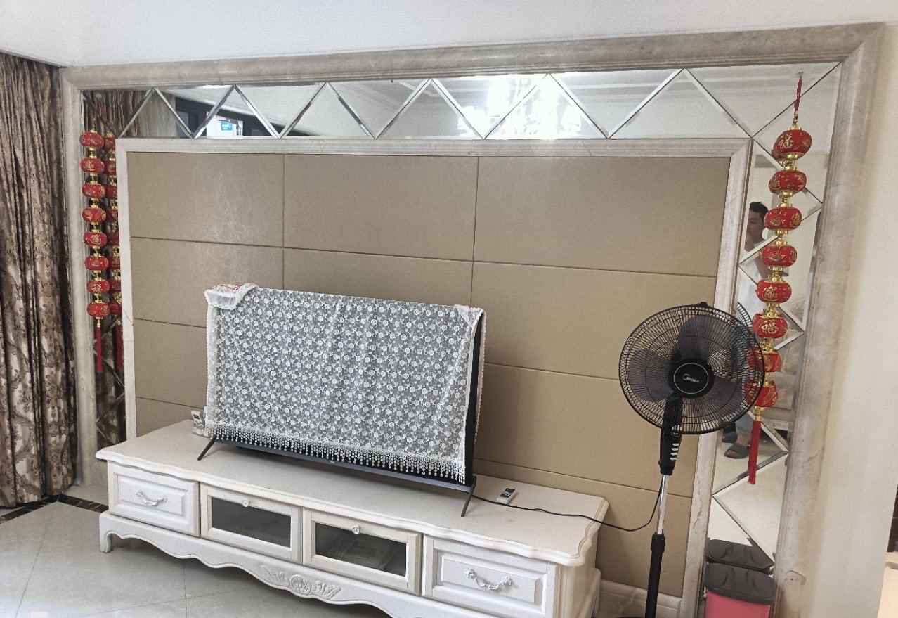 滨江海岸一期  3室2厅2卫   3800.00元/月户型图