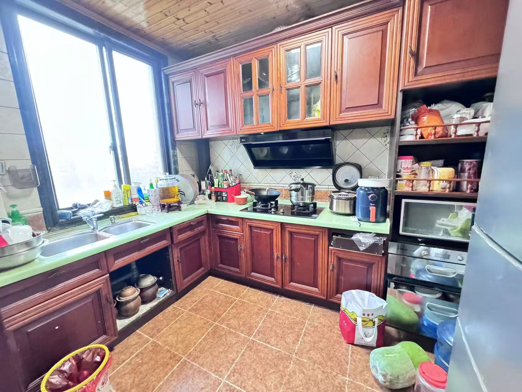 山水国际  3室2厅2卫    59.8万 山水国际  3室2厅2卫    59.8万室内图