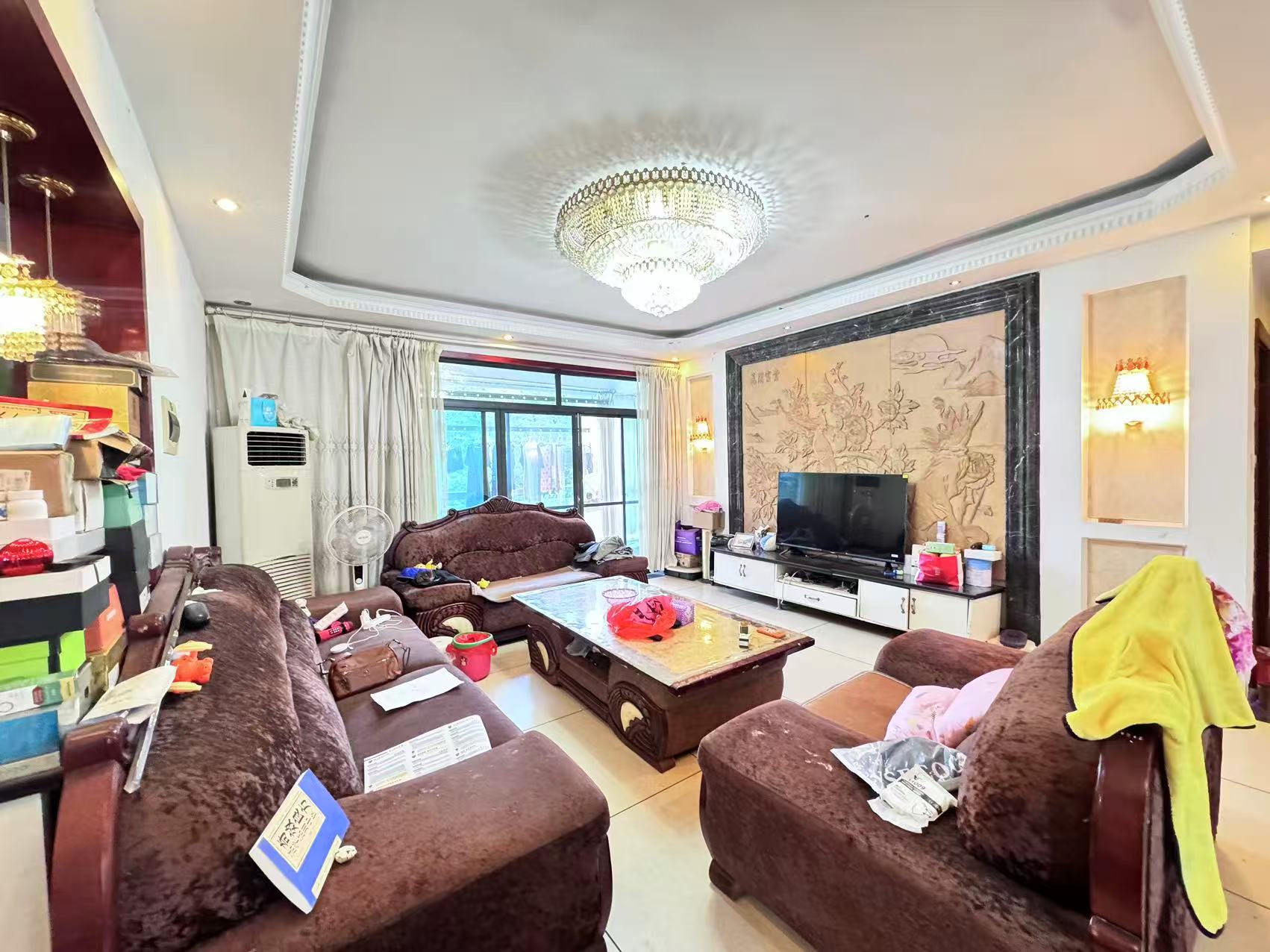 山水国际  3室2厅2卫    59.8万 山水国际  3室2厅2卫    59.8万室内图