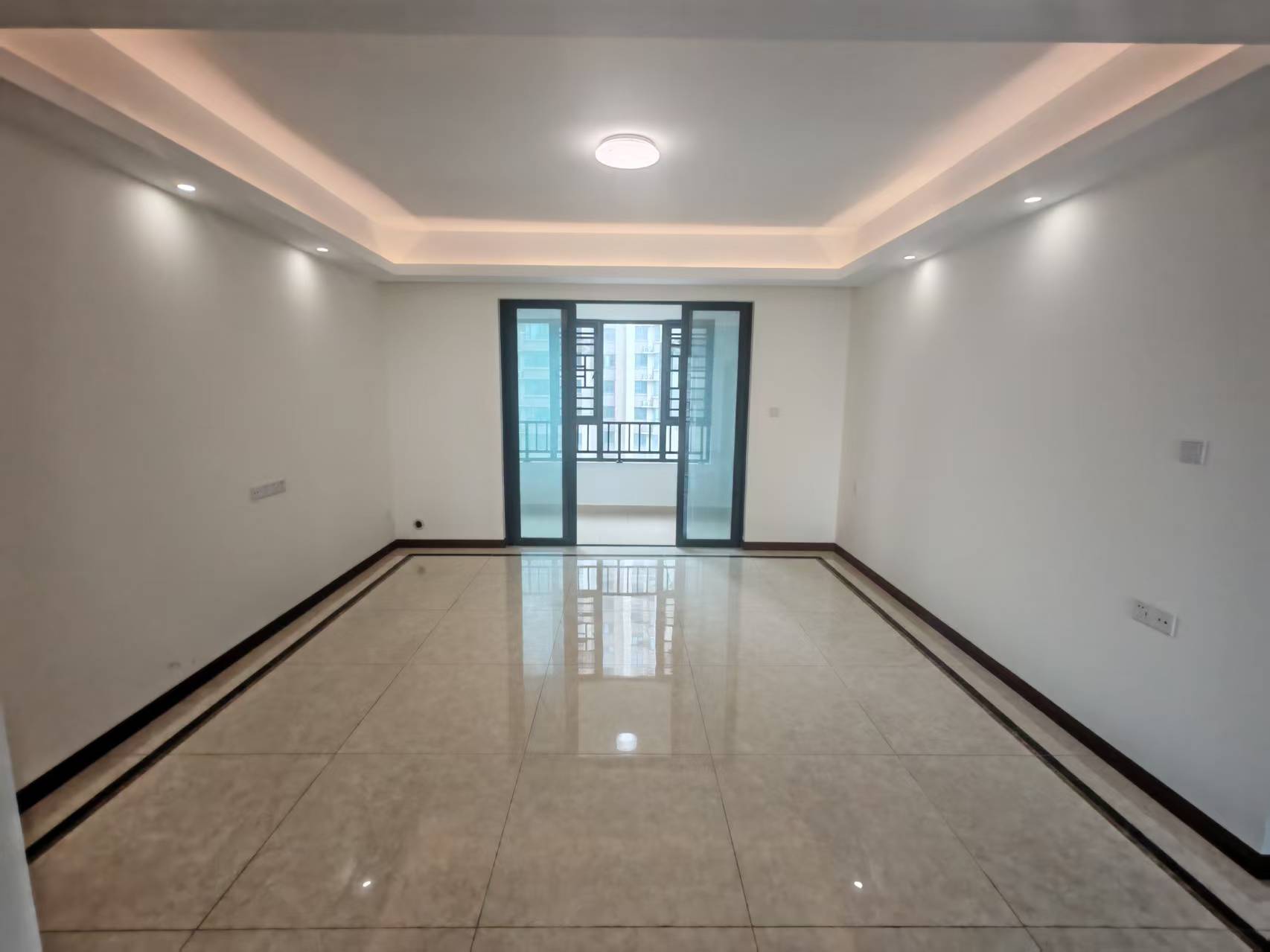 中建玥熙台 4室2厅2卫 73.8万 中建玥熙台 4室2厅2卫 73.8万室内图