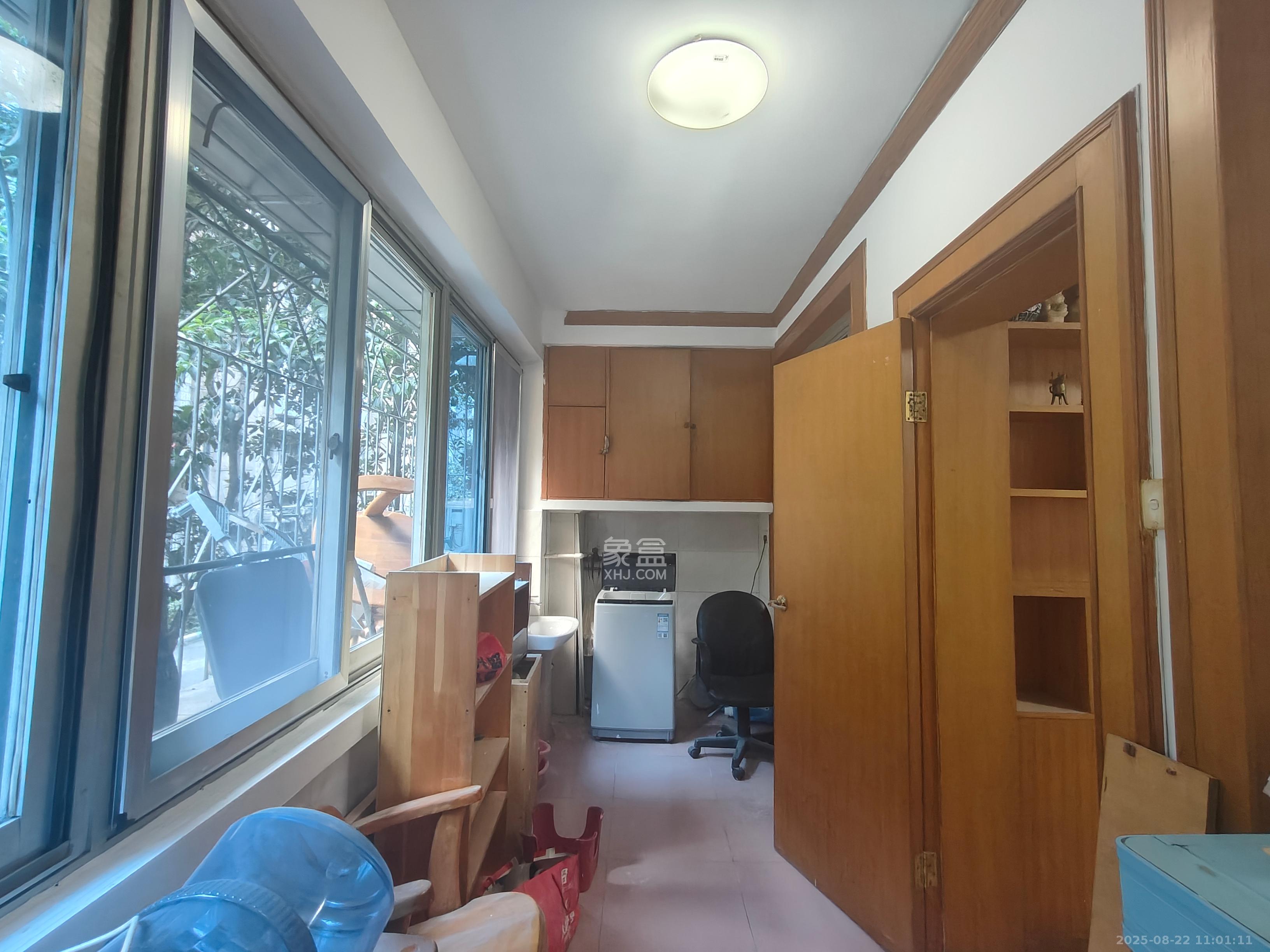 湖南中医药大学梨子山宿舍 3室1厅1卫 1900.0元/月 湖南中医药大学梨子山宿舍 3室1厅1卫 1900.0元/月室内图