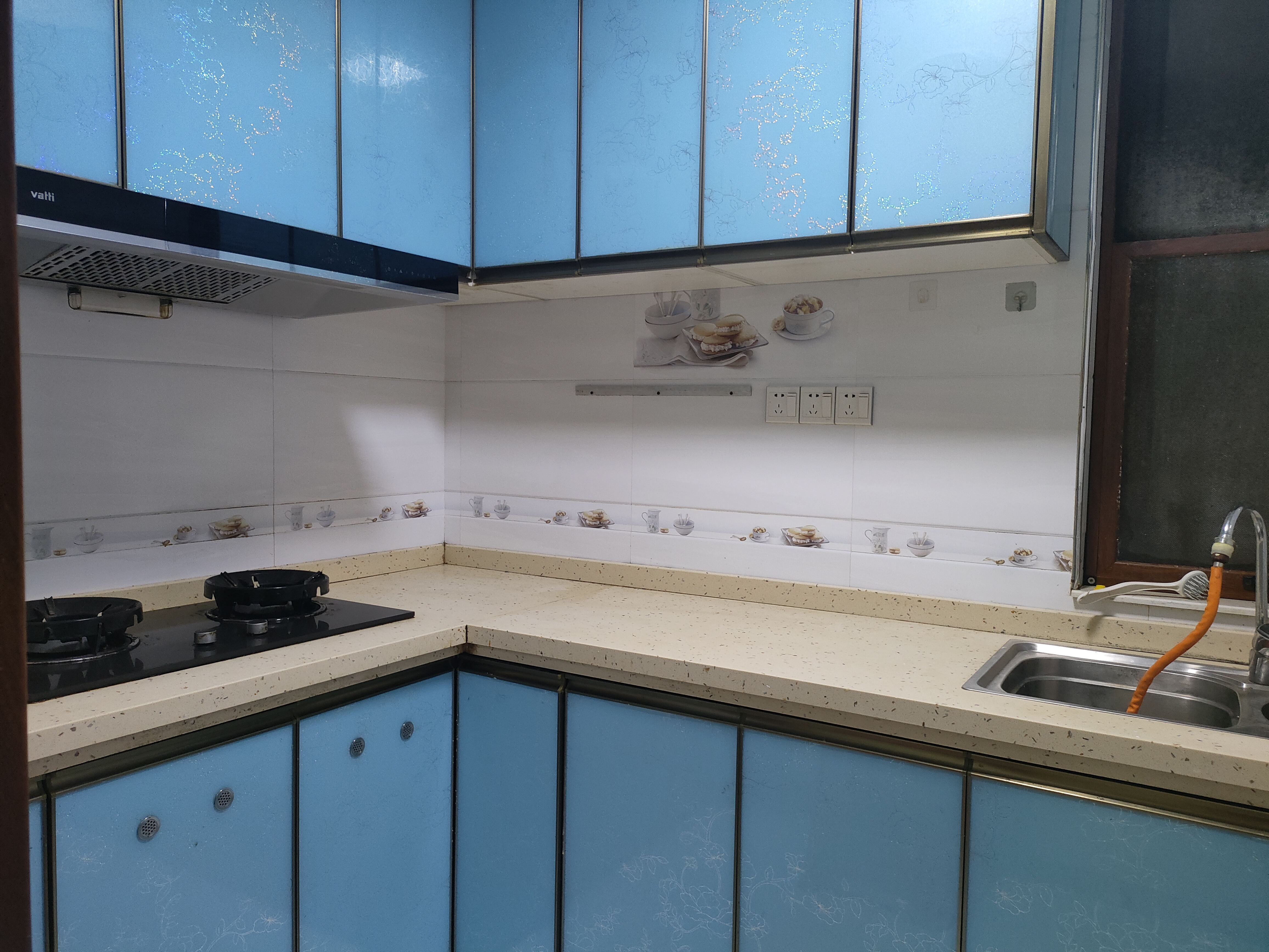 西溪里一期 2室2厅1卫 3000.0元/月 西溪里一期 2室2厅1卫 3000.0元/月室内图