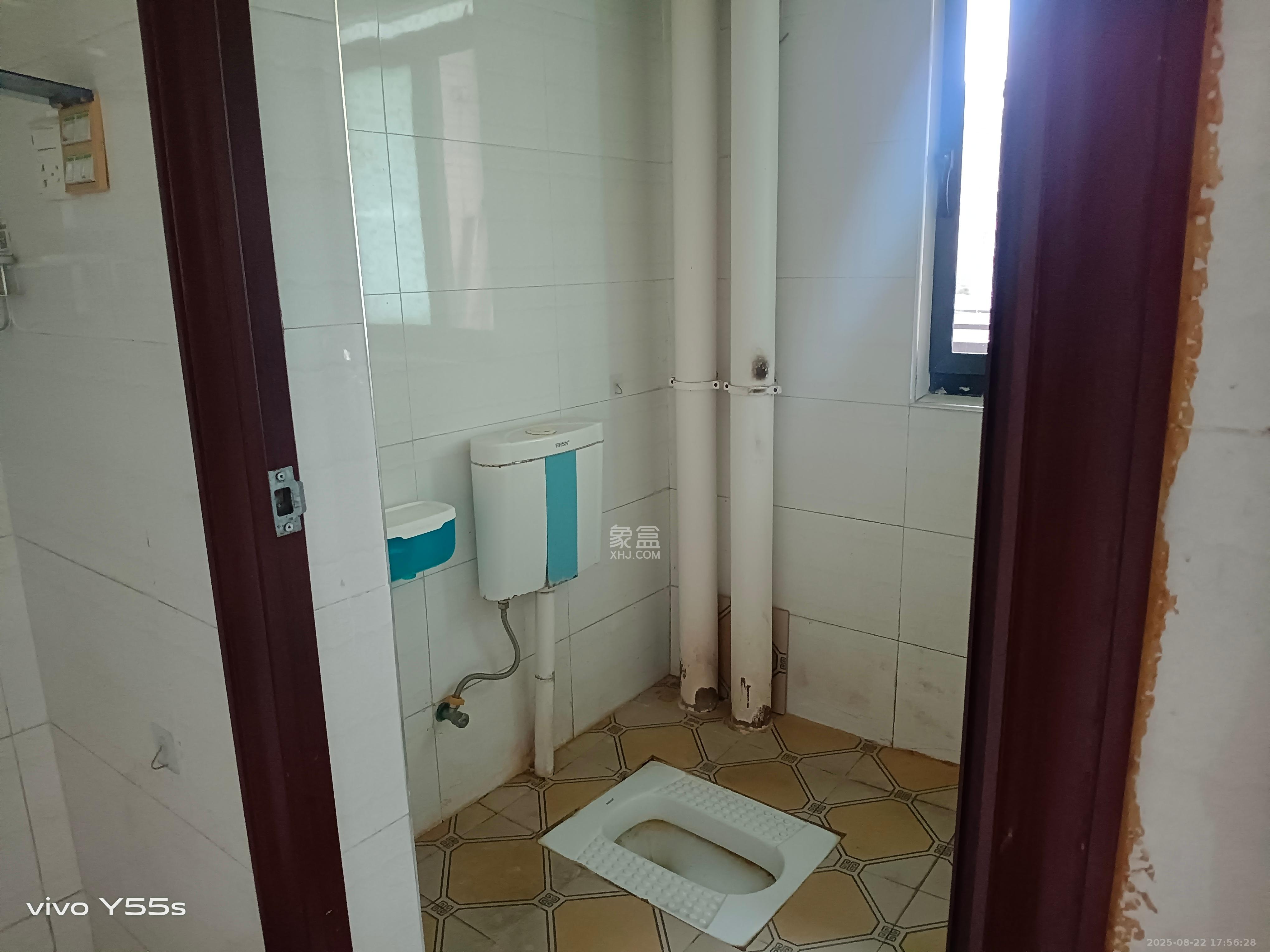 新盛珑璟台 2室2厅1卫 1800.0元/月 新盛珑璟台 2室2厅1卫 1800.0元/月室内图