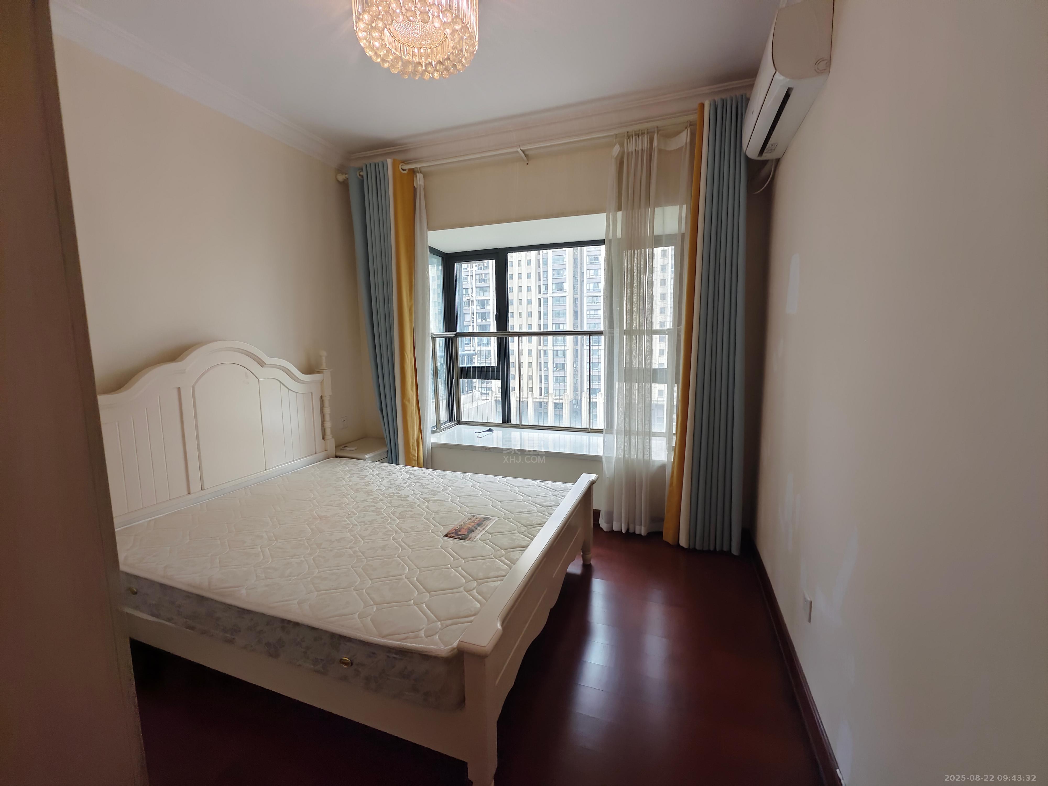 恒大华府 3室2厅2卫 2500.0元/月 恒大华府 3室2厅2卫 2500.0元/月室内图