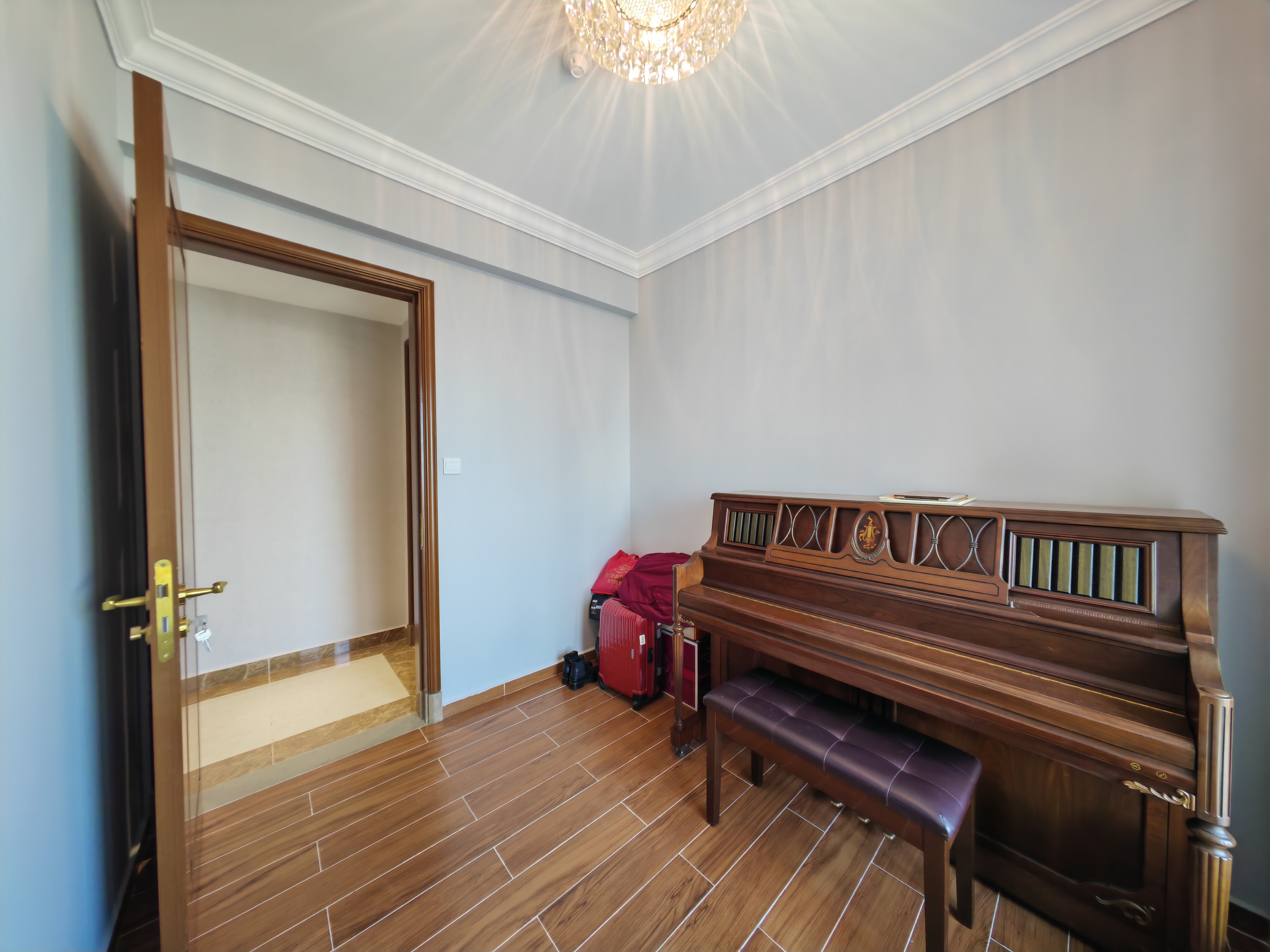 恒大美丽沙天珺湾 4室2厅2卫 5200.0元/月 恒大美丽沙天珺湾 4室2厅2卫 5200.0元/月室内图