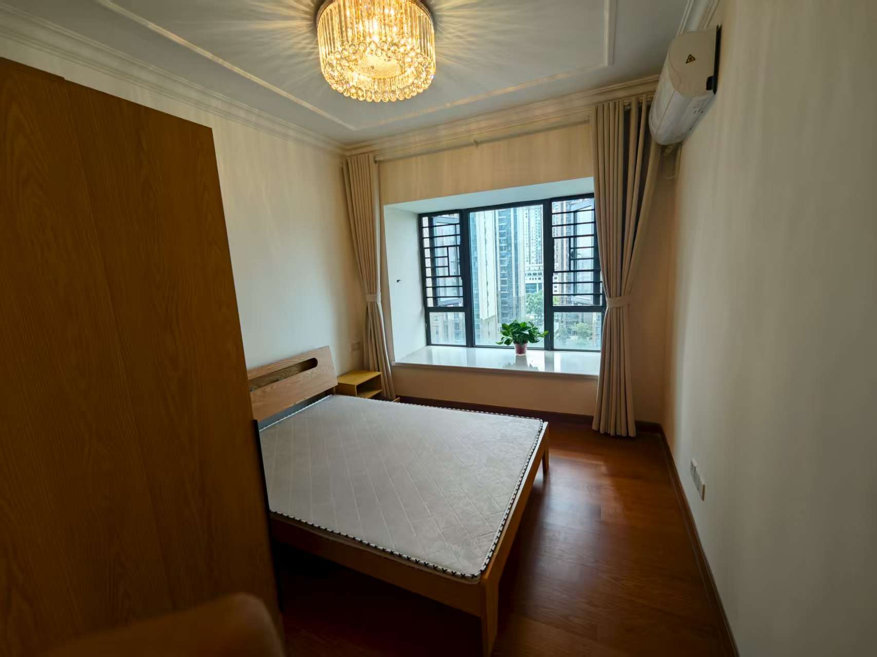 恒大名都 3室2厅2卫 1680.0元/月 恒大名都 3室2厅2卫 1680.0元/月室内图