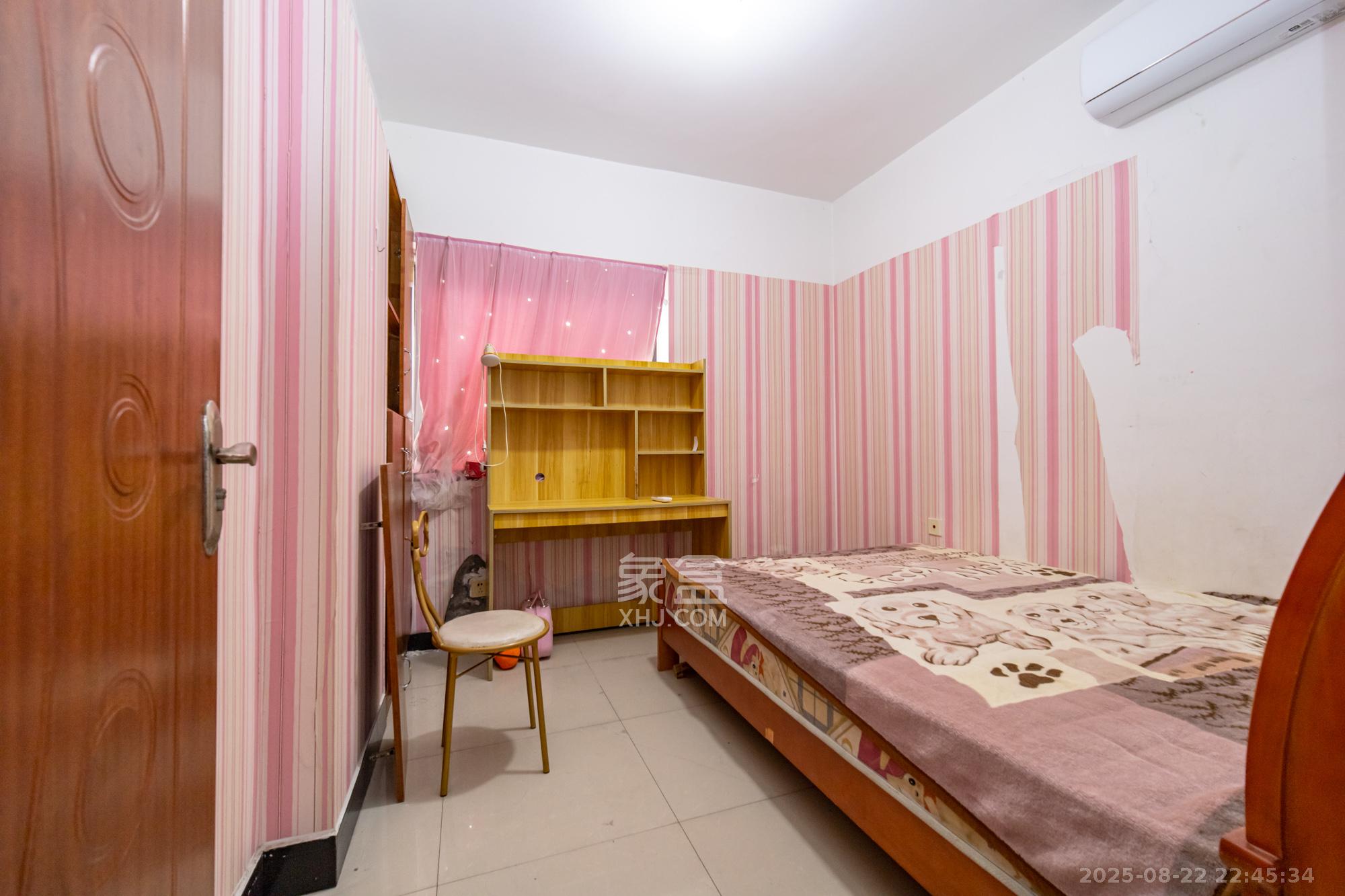 尚都花园城  2室2厅1卫    29.8万卧室