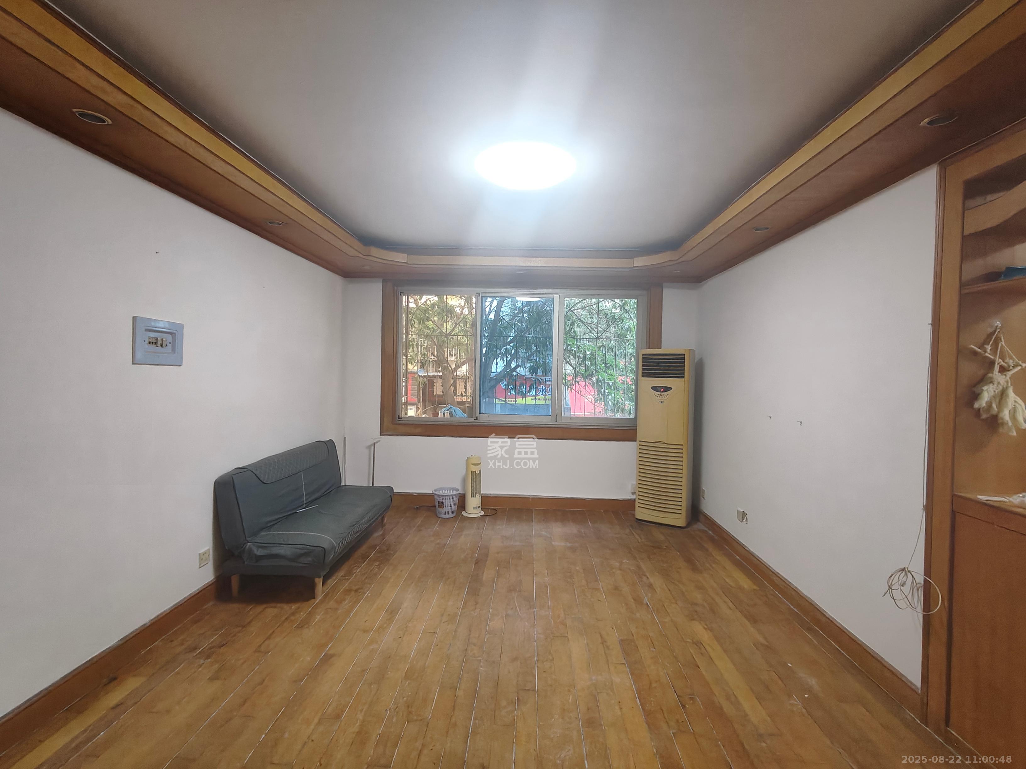 湖南中医药大学梨子山宿舍 3室1厅1卫 1900.0元/月 湖南中医药大学梨子山宿舍 3室1厅1卫 1900.0元/月室内图