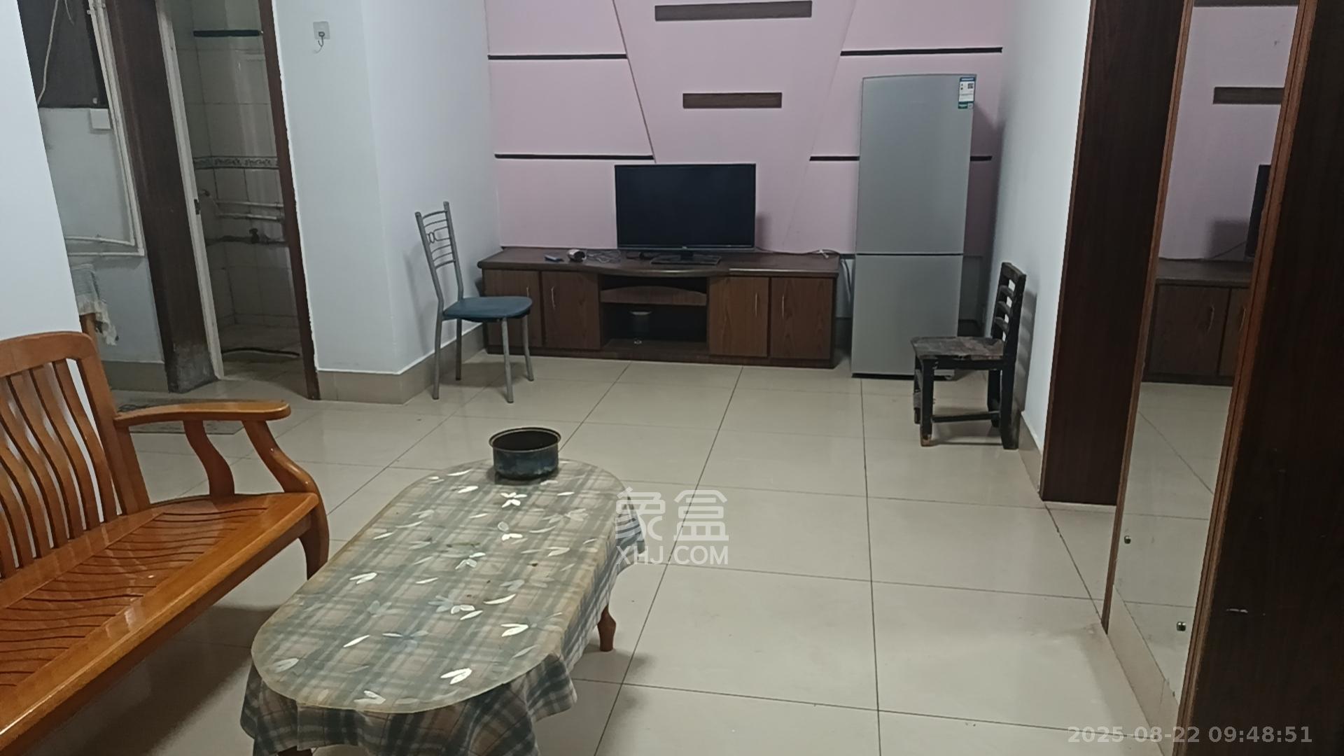 长沙理工大学黄土岭教职工住宅区 1室0厅0卫 1650.0元/月 长沙理工大学黄土岭教职工住宅区 1室0厅0卫 1650.0元/月室内图