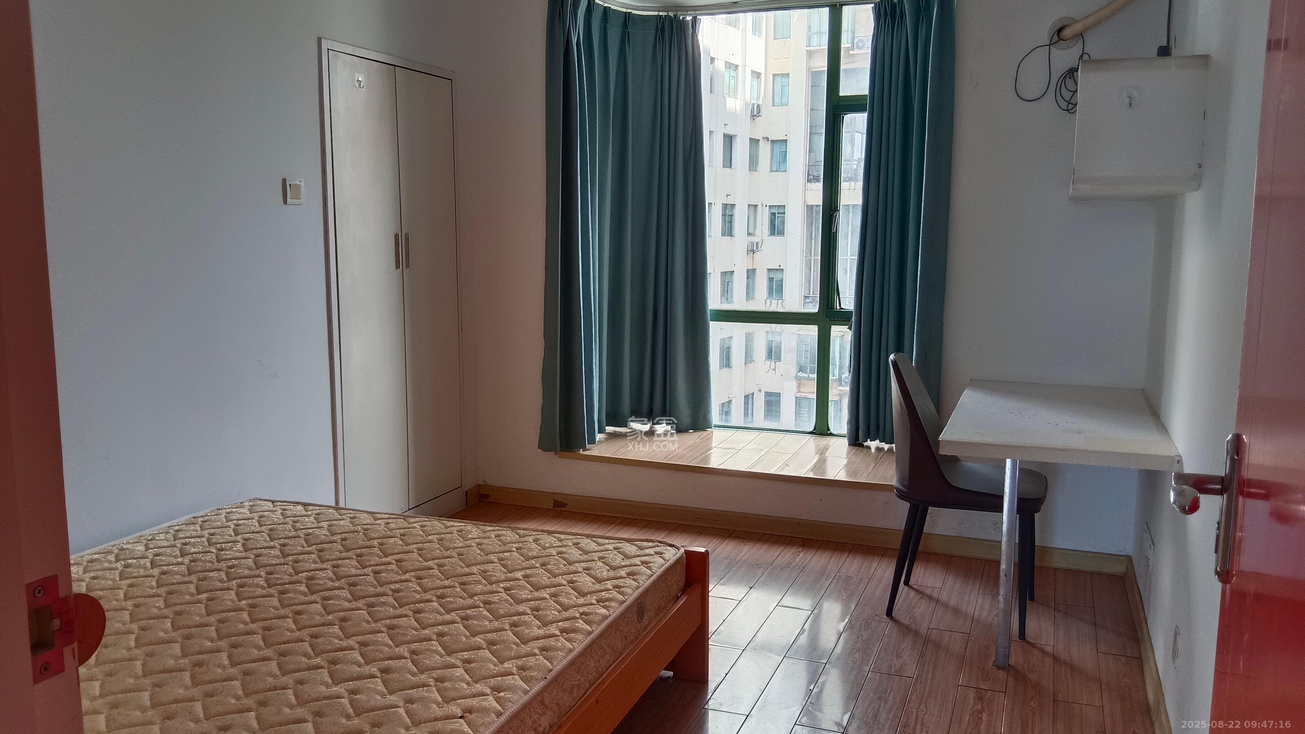 锦绣华天  3室1厅1卫    3000.0元/月 锦绣华天  3室1厅1卫    3000.0元/月室内图