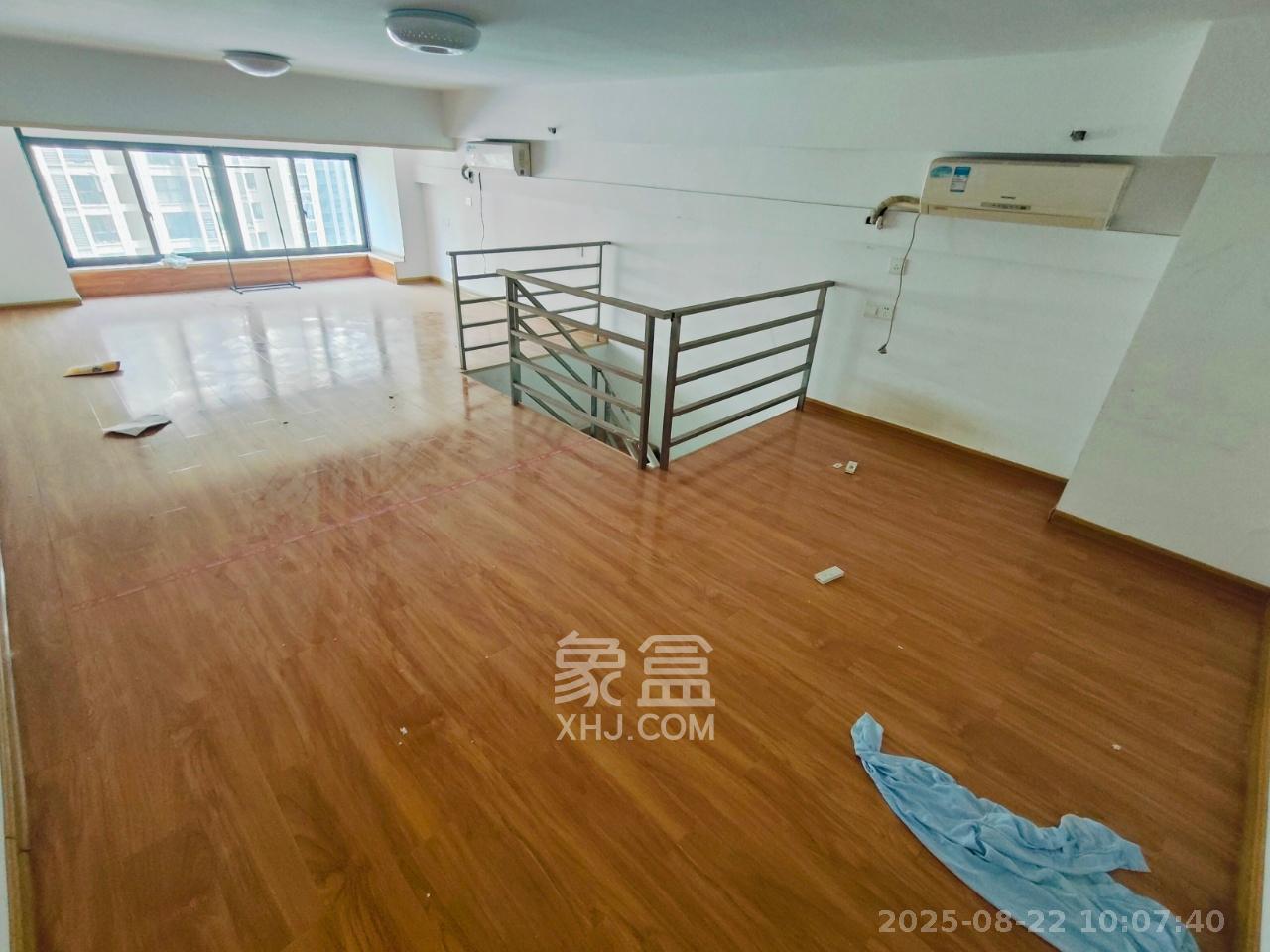 金科时代中心 1室1厅1卫 1600.0元/月 金科时代中心 1室1厅1卫 1600.0元/月室内图