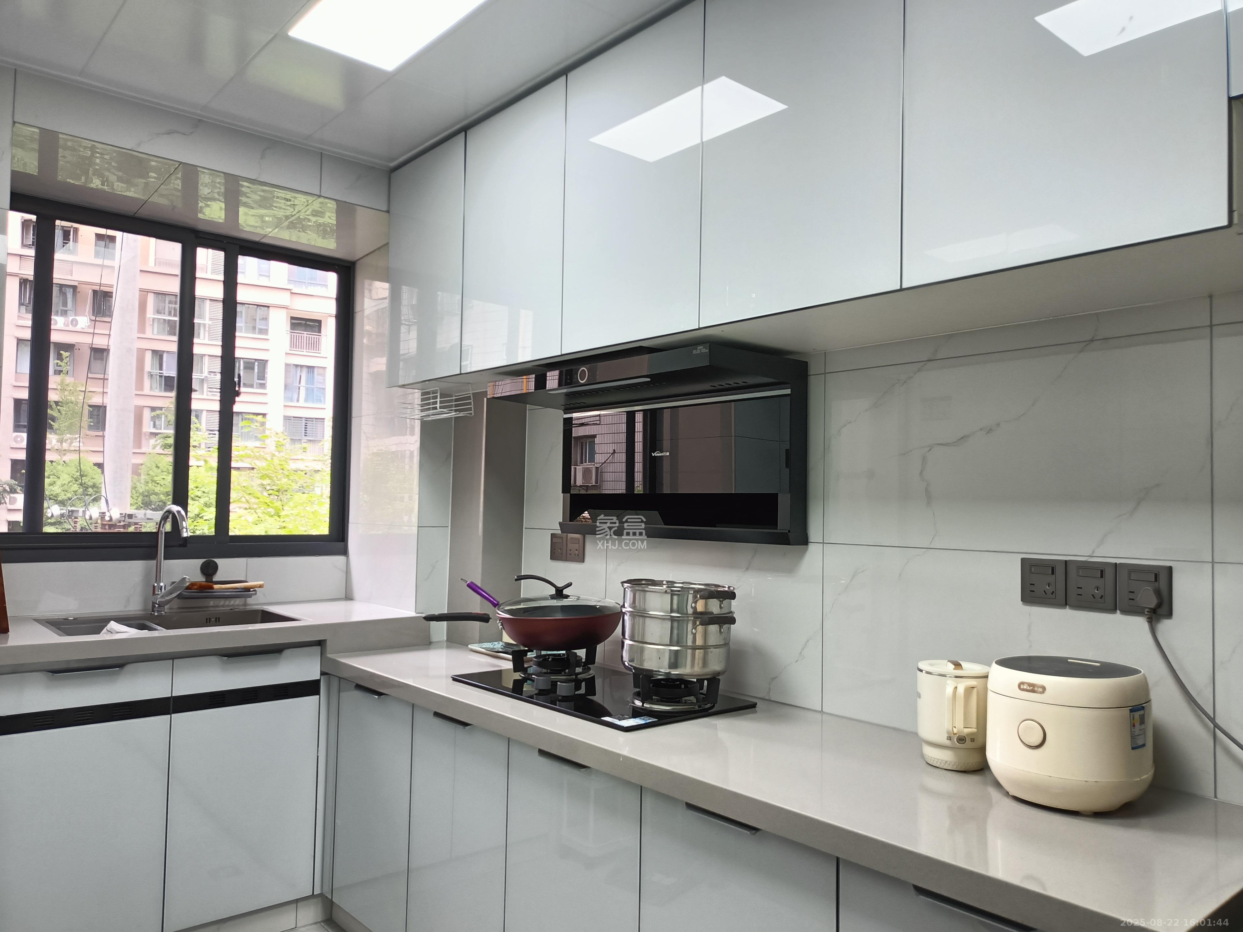 省政府五所  2室2厅1卫    2800.0元/月 省政府五所  2室2厅1卫    2800.0元/月室内图