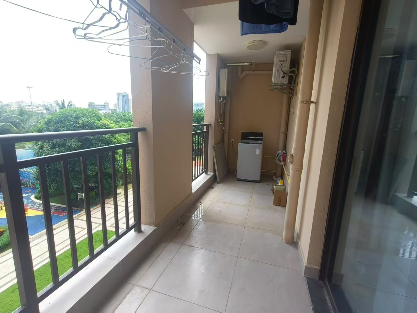 富力首府 3室2厅2卫 5500.0元/月 富力首府 3室2厅2卫 5500.0元/月室内图