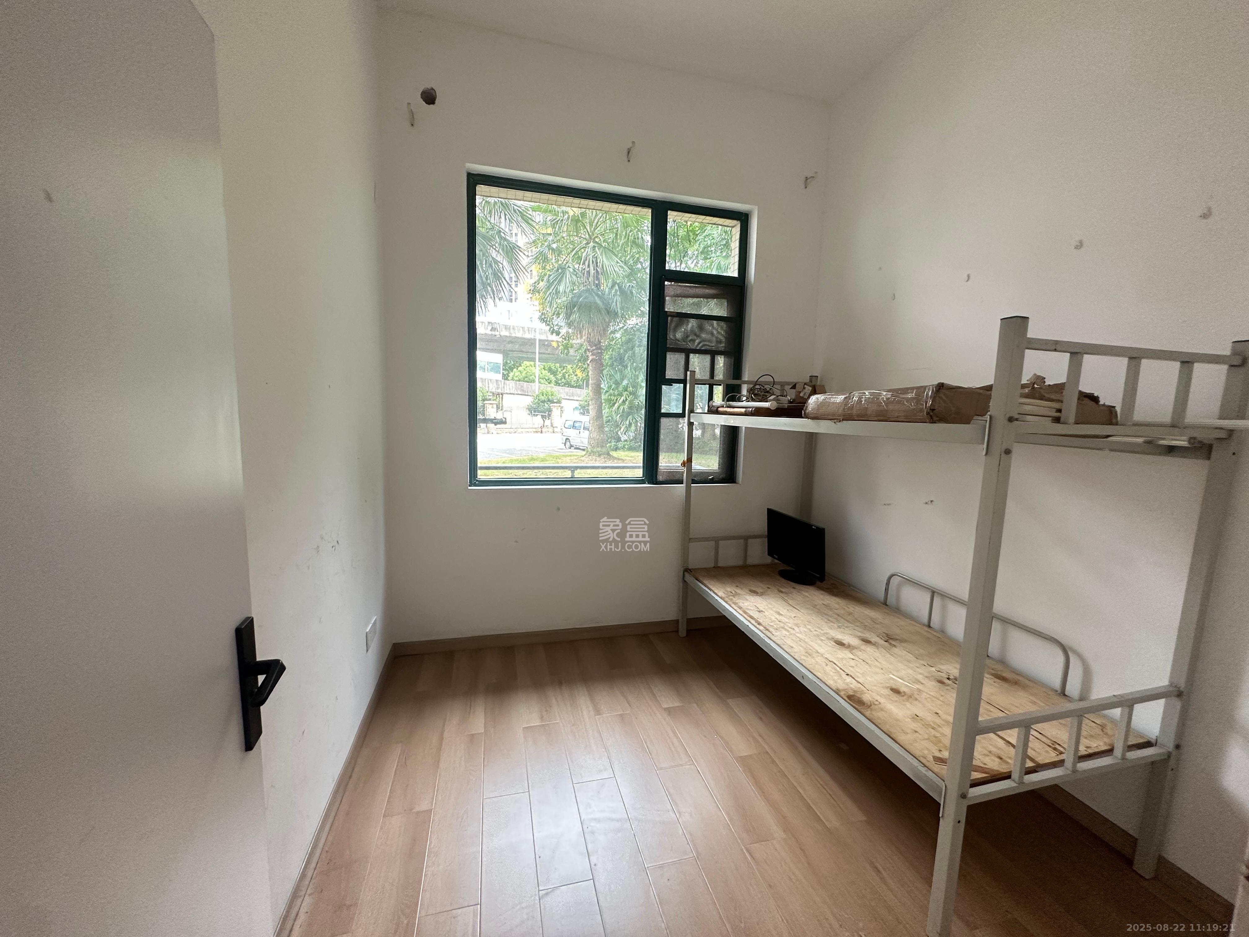 恒大雅苑  3室2厅1卫    3000.0元/月室内图