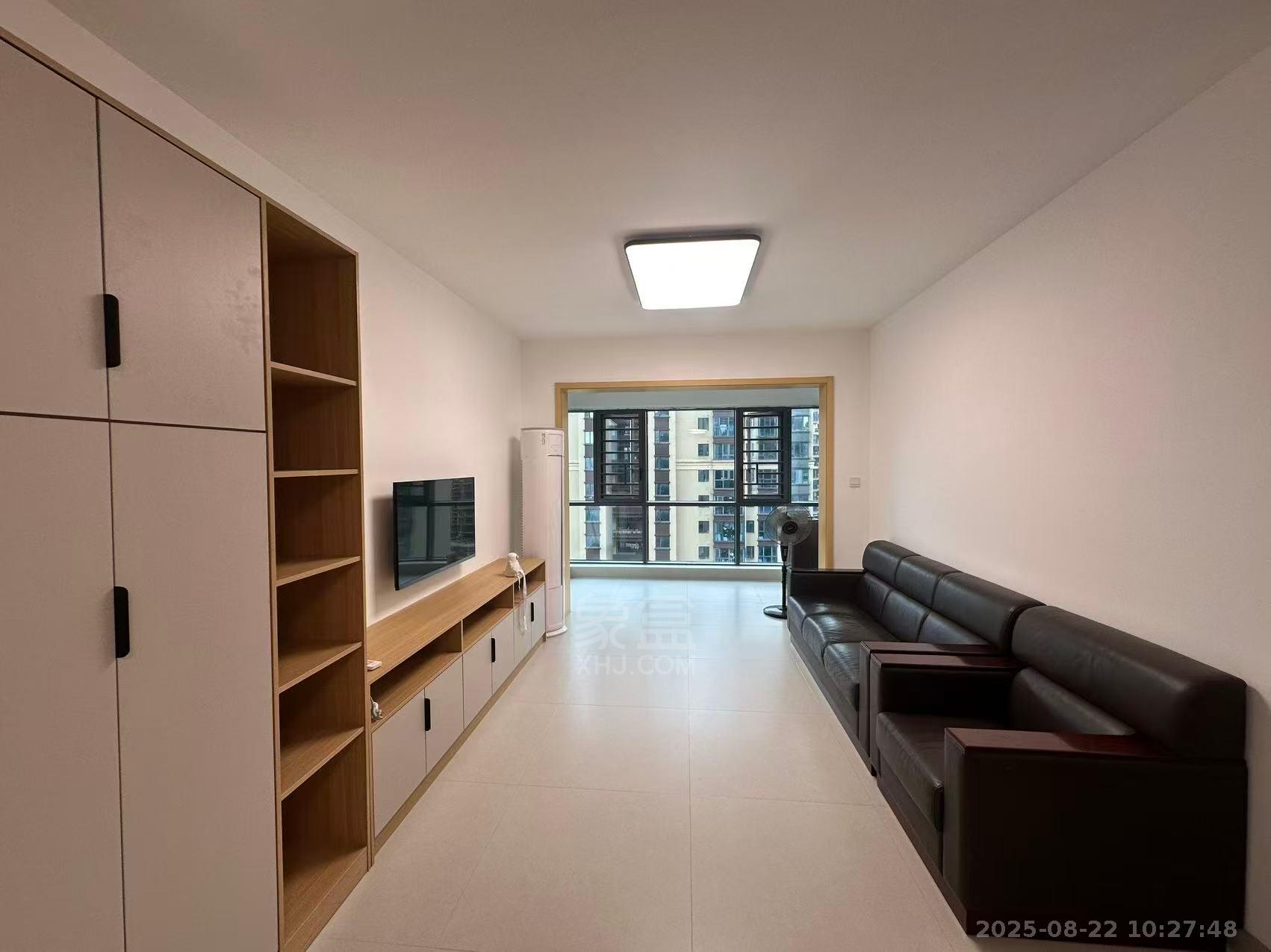 春藤小镇 3室2厅1卫 1600.0元/月 春藤小镇 3室2厅1卫 1600.0元/月室内图