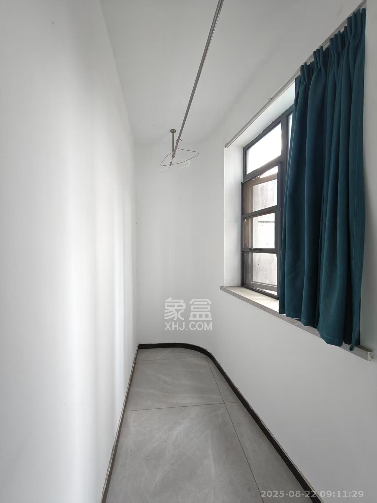 汇东国际 1室1厅1卫 1400.0元/月 汇东国际 1室1厅1卫 1400.0元/月室内图