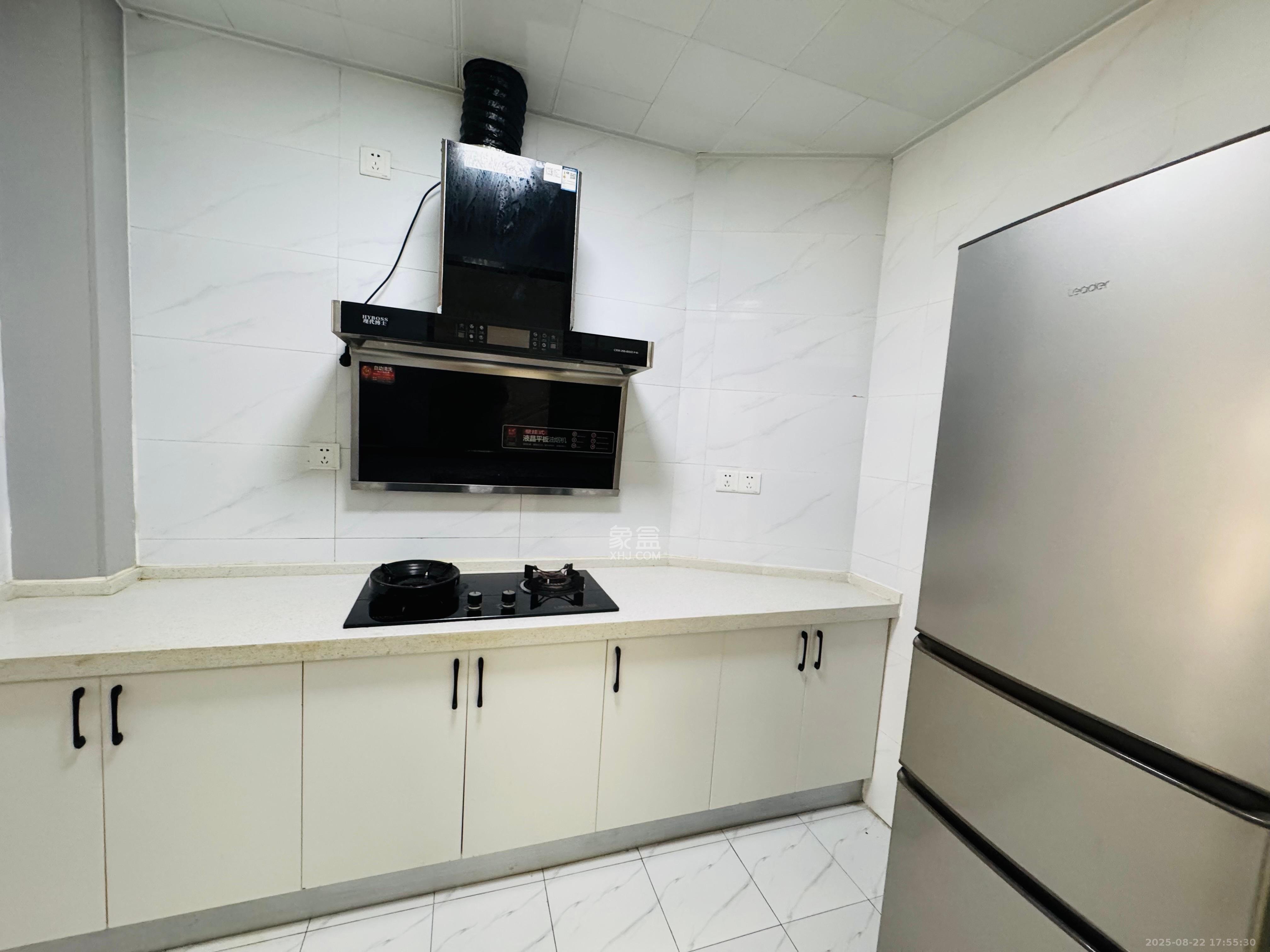 上园商住小区  3室2厅1卫    3400.0元/月室内图