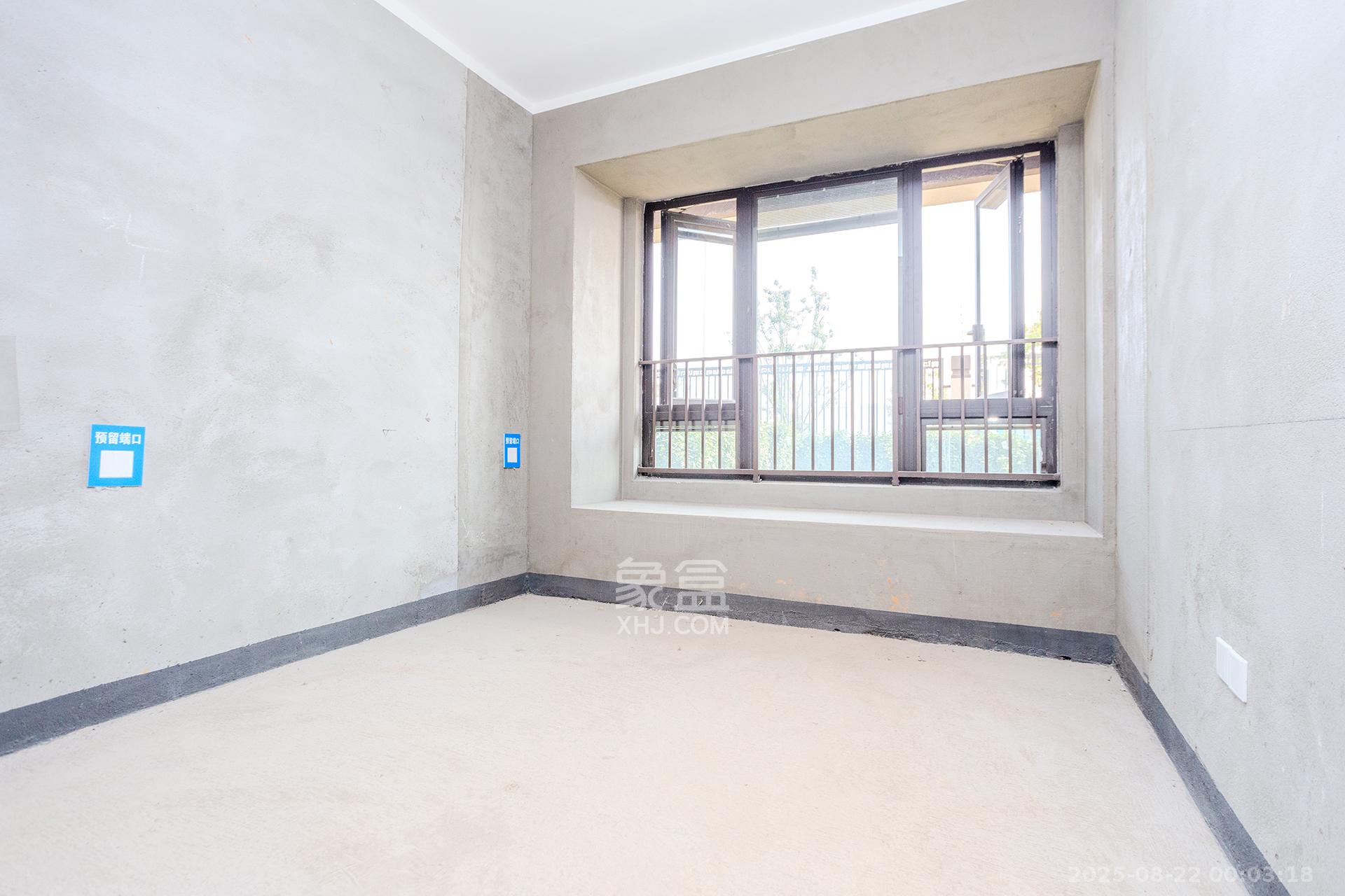 时代建发和著  6室2厅4卫    488.0万 时代建发和著  6室2厅4卫    488.0万卧室