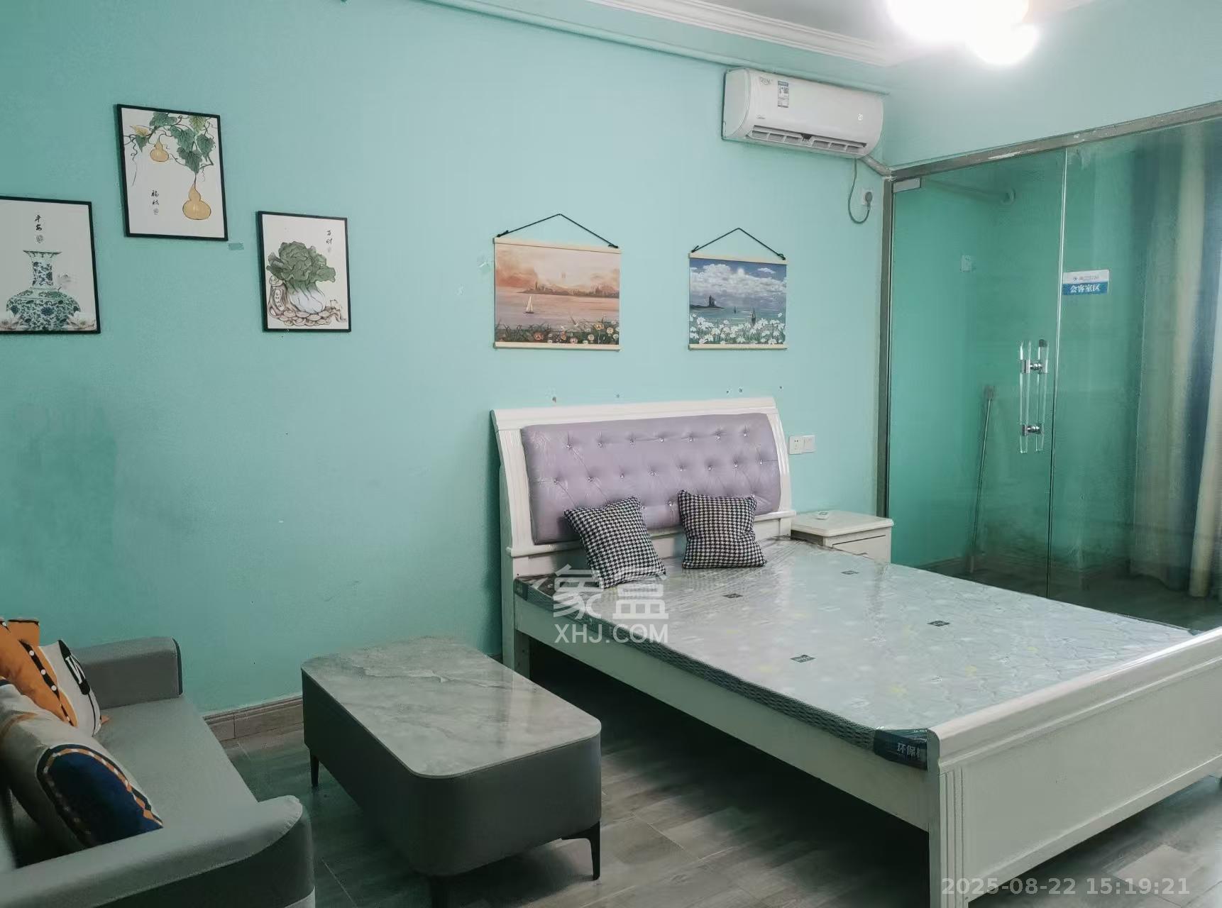 C-park天悦城(紫檀溪苑二期)  1室1厅1卫    1600.0元/月 C-park天悦城(紫檀溪苑二期)  1室1厅1卫    1600.0元/月室内图1