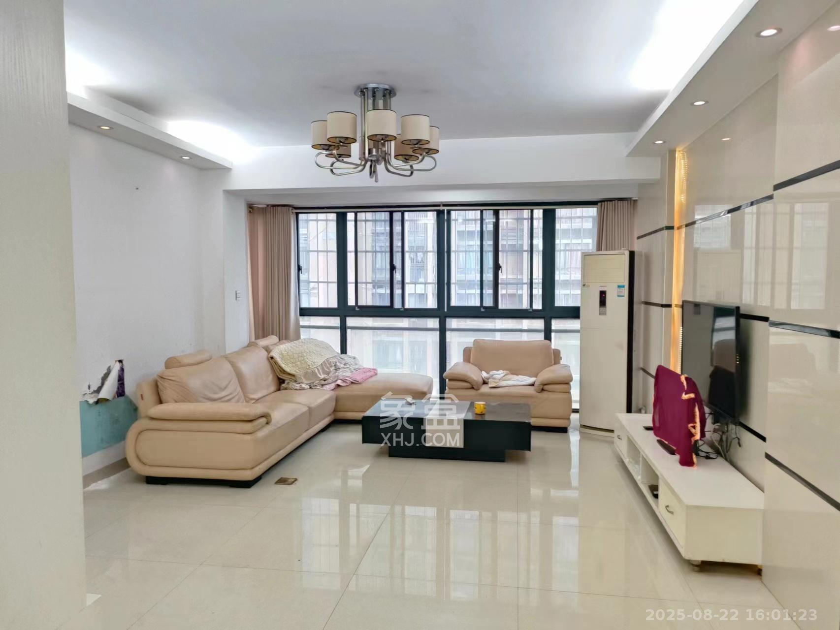 凯轩云顶  4室2厅1卫    3500.0元/月室内图