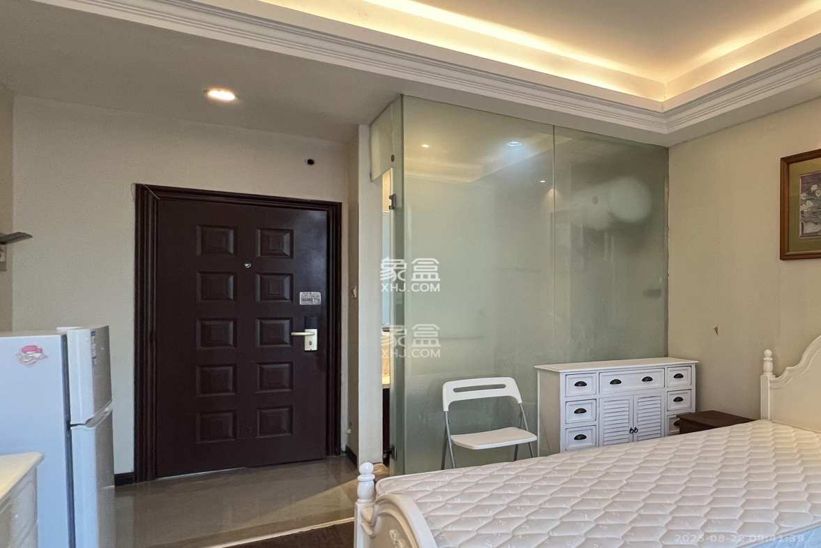 铂宫  1室1厅1卫    1700.0元/月 铂宫  1室1厅1卫    1700.0元/月室内图