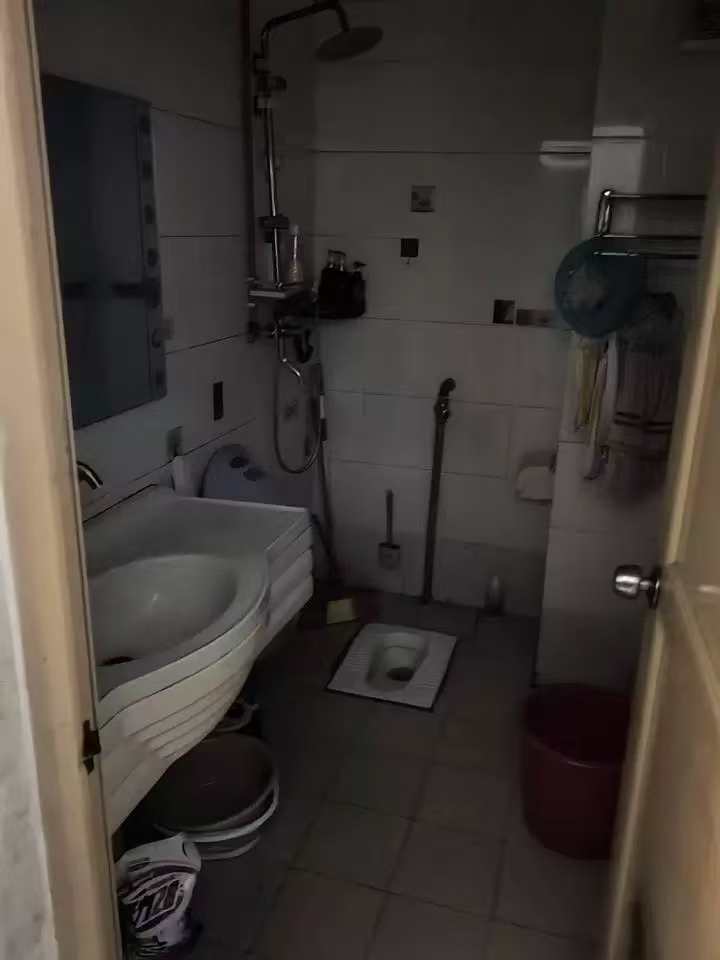 鼎华大厦 3室1厅2卫 97.74万 鼎华大厦 3室1厅2卫 97.74万室内图