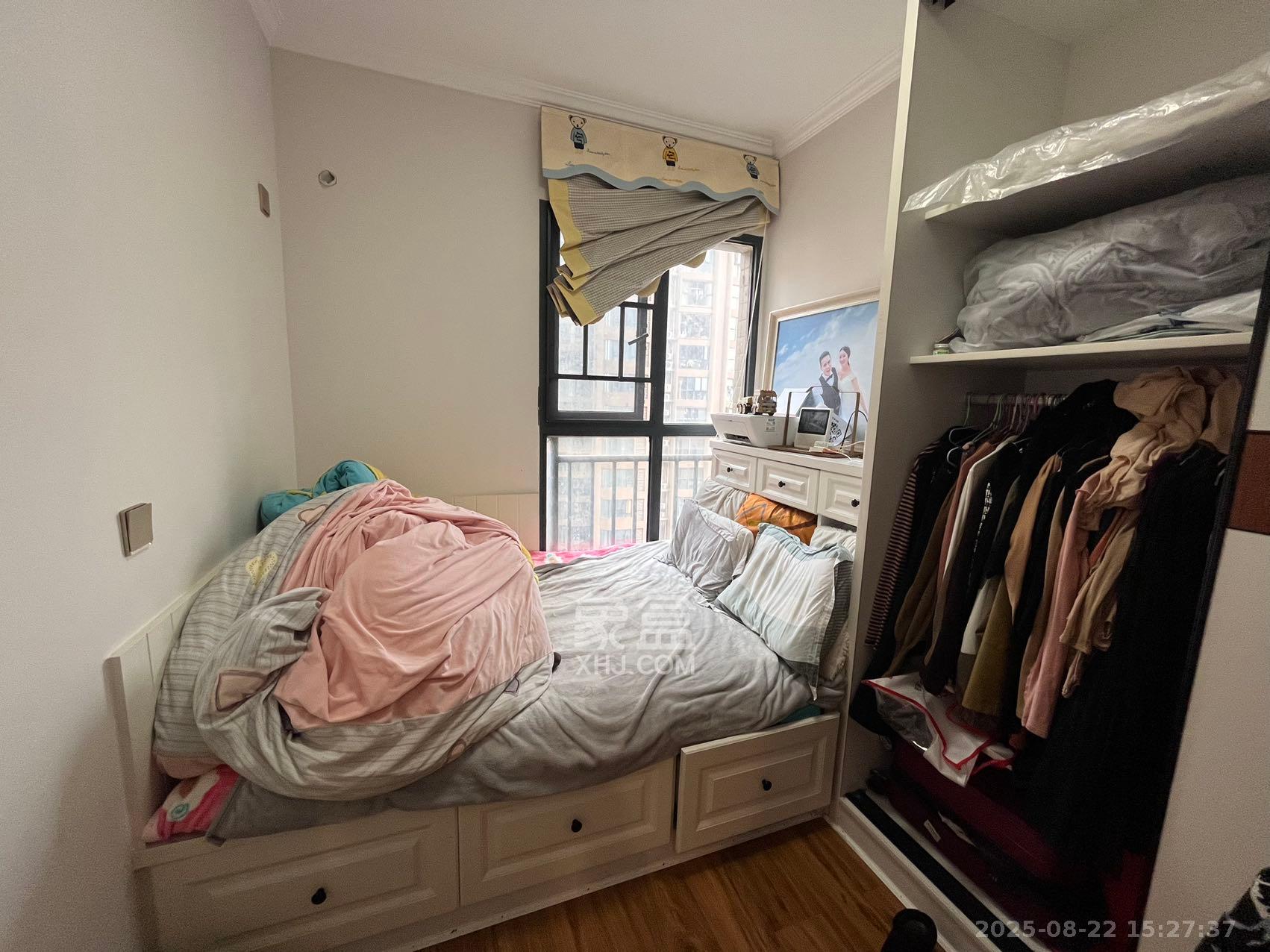 富春山 4室2厅2卫 2800.0元/月 富春山 4室2厅2卫 2800.0元/月室内图