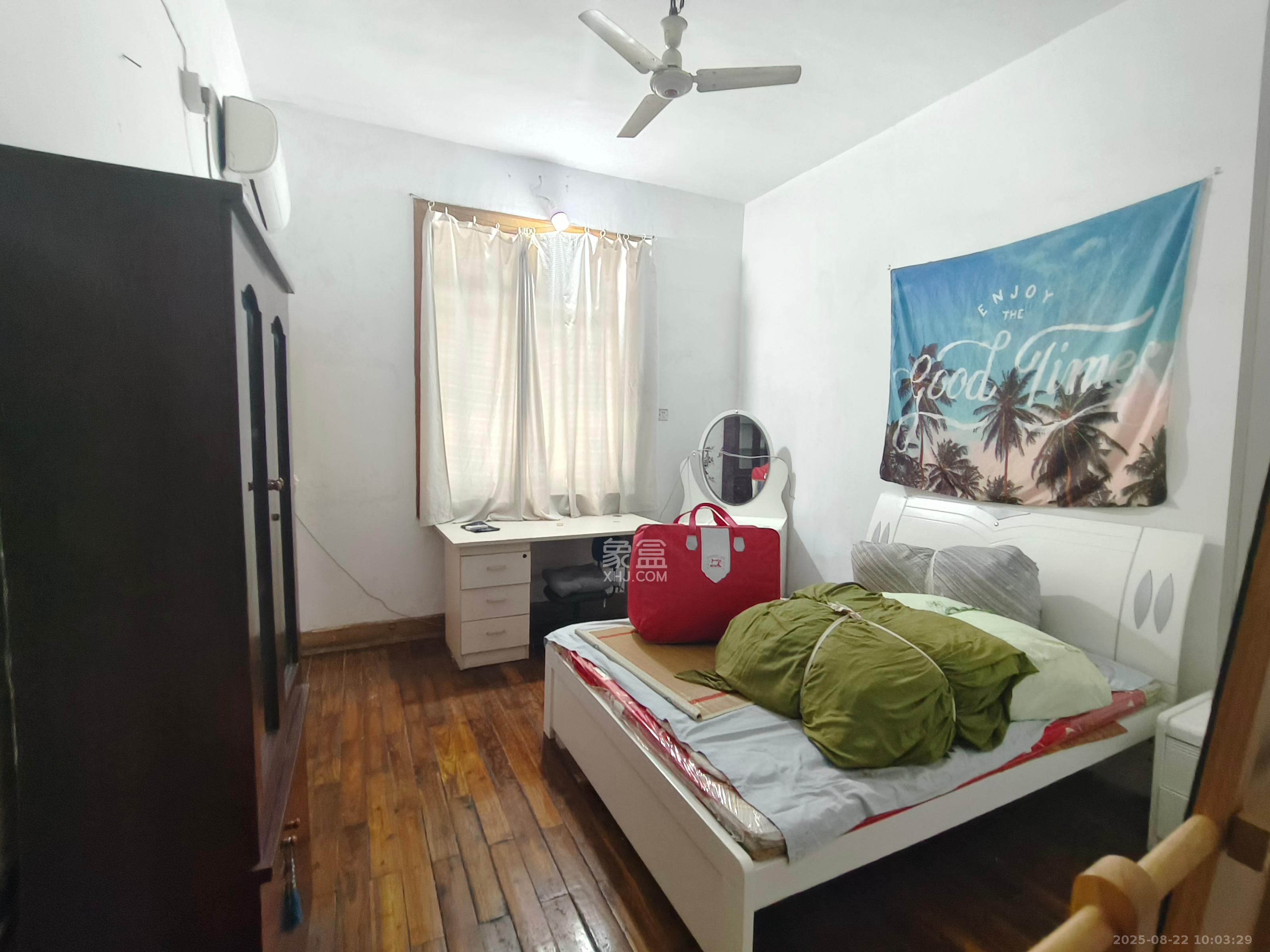 湖南省二轻供销总公司宿舍  2室1厅1卫    1800.0元/月室内图