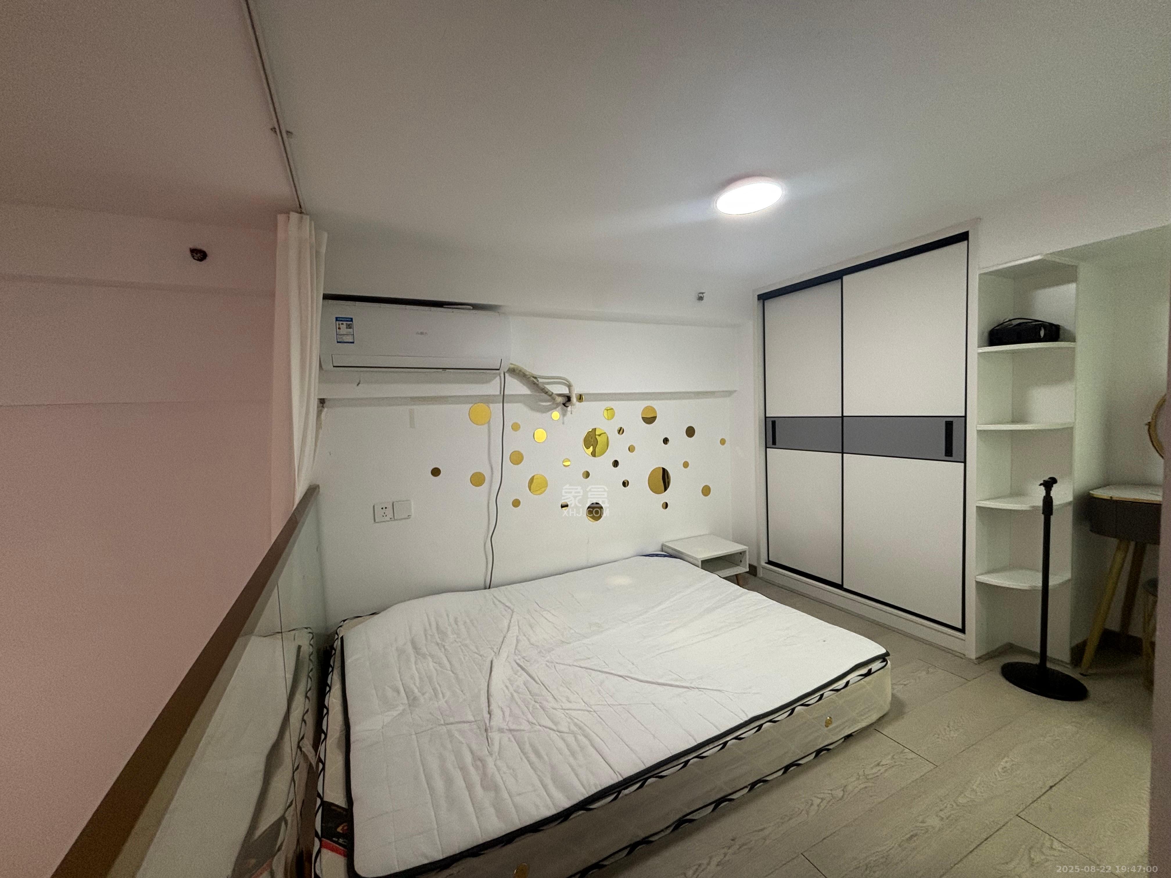 欣隆居  1室0厅0卫   2400.00元/月室内图