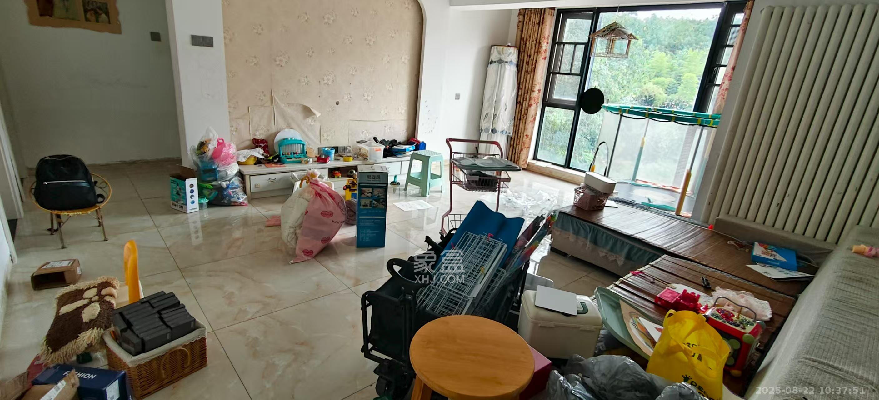 怡海星城 3室2厅2卫 2200.0元/月 怡海星城 3室2厅2卫 2200.0元/月室内图