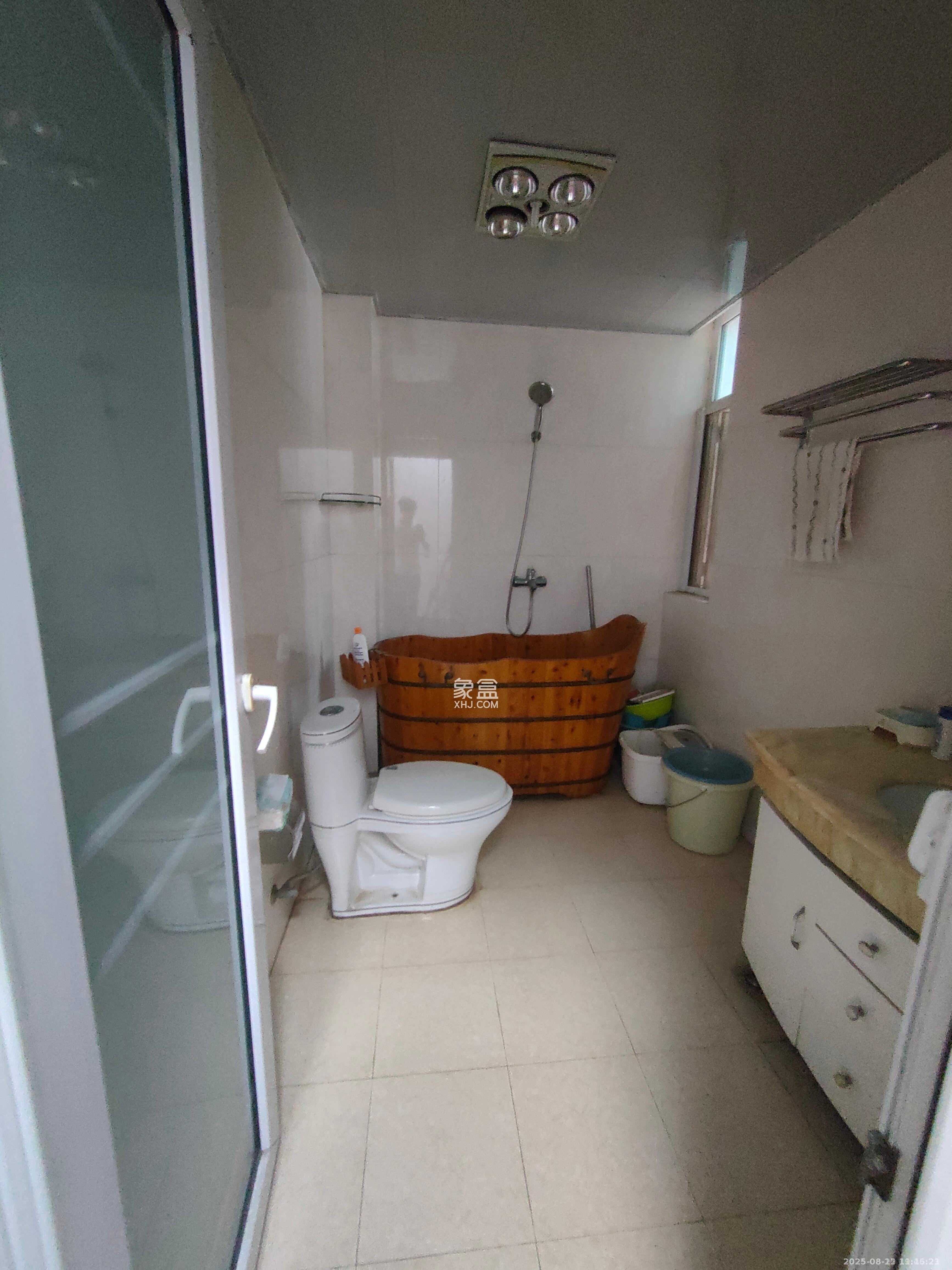 中盐勘测设计院 3室2厅1卫 1800.0元/月 中盐勘测设计院 3室2厅1卫 1800.0元/月室内图