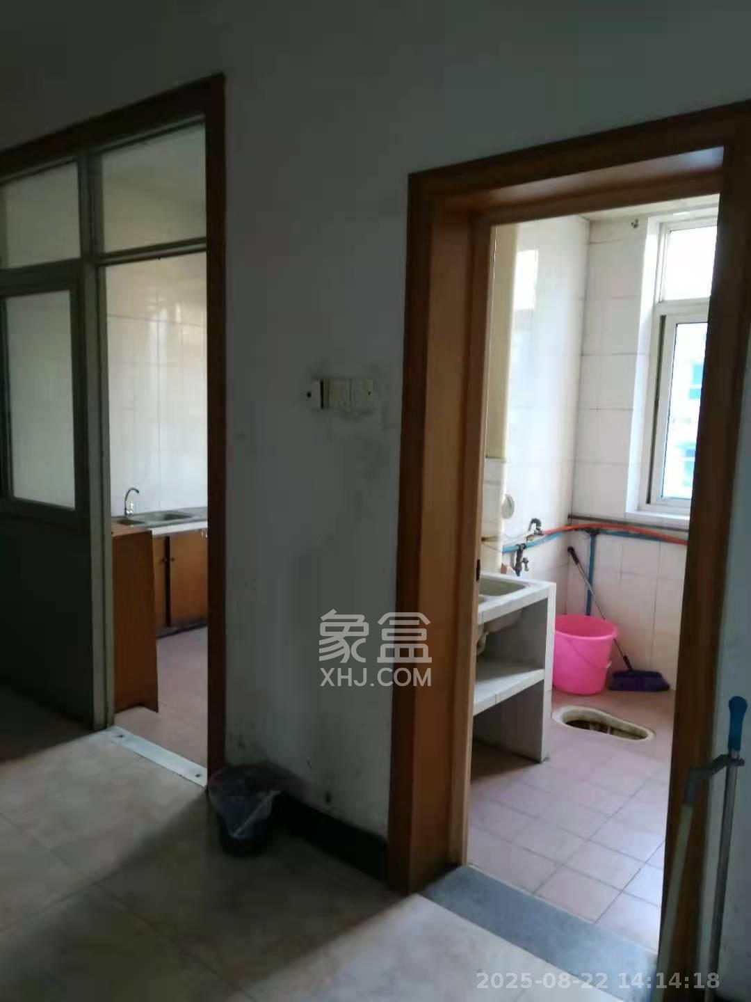 长沙紫金苑  3室2厅1卫    1800.0元/月 长沙紫金苑  3室2厅1卫    1800.0元/月室内图