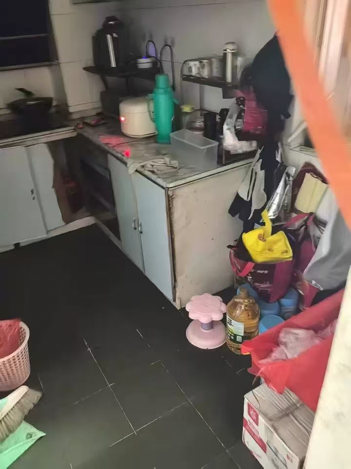 鼎华大厦 3室1厅2卫 97.74万 鼎华大厦 3室1厅2卫 97.74万室内图