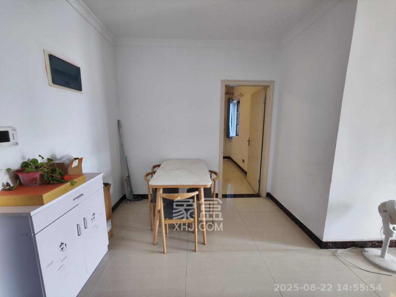 金地格林公馆 3室2厅1卫 2400.0元/月 金地格林公馆 3室2厅1卫 2400.0元/月室内图