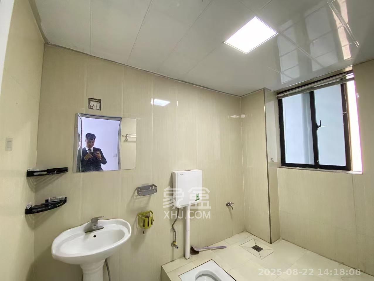 湘腾琴岛 2室2厅1卫 2400.0元/月 湘腾琴岛 2室2厅1卫 2400.0元/月室内图