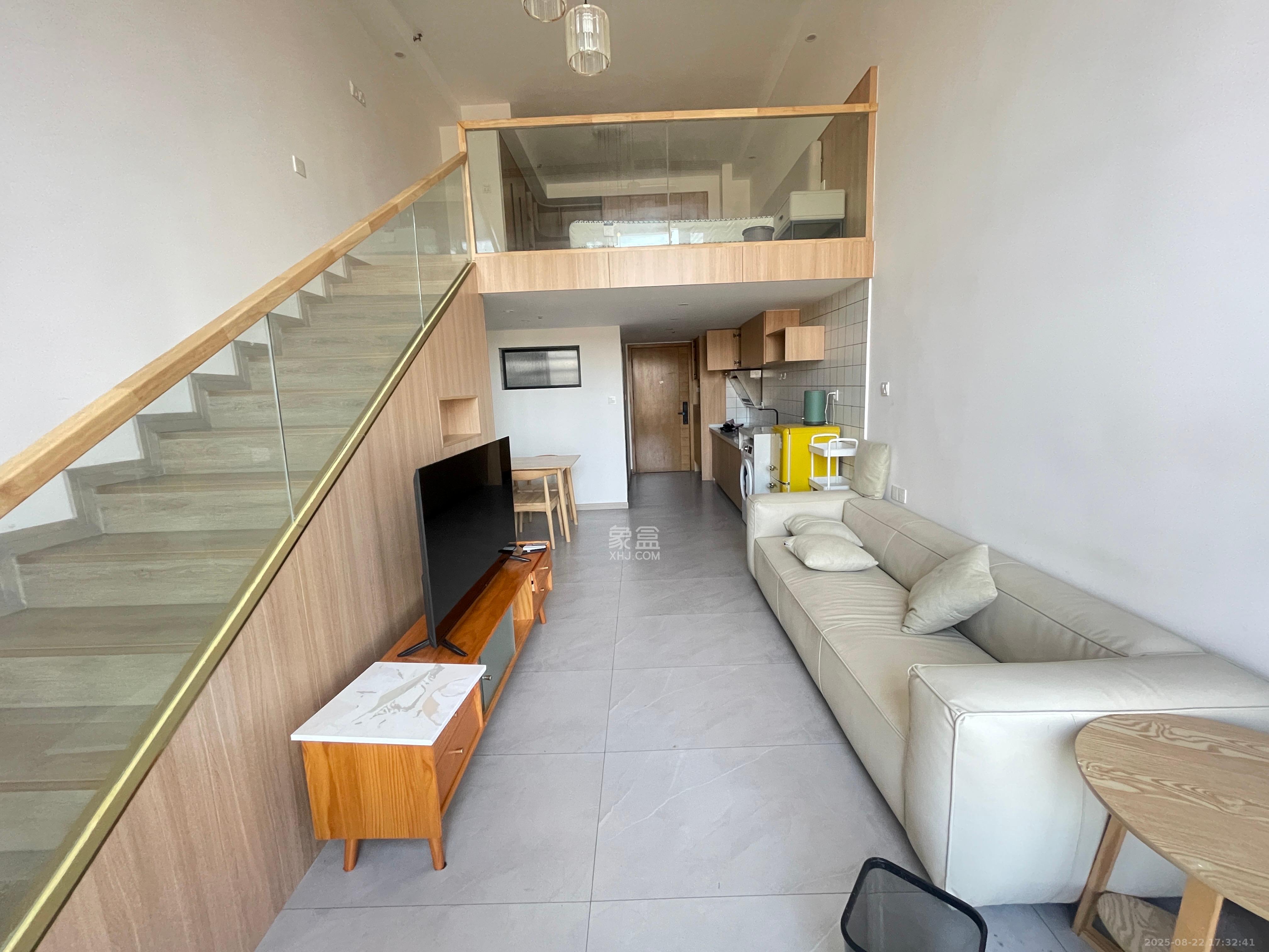 明昇壹城（明昇时代广场）三期  1室1厅1卫    2100.0元/月室内图