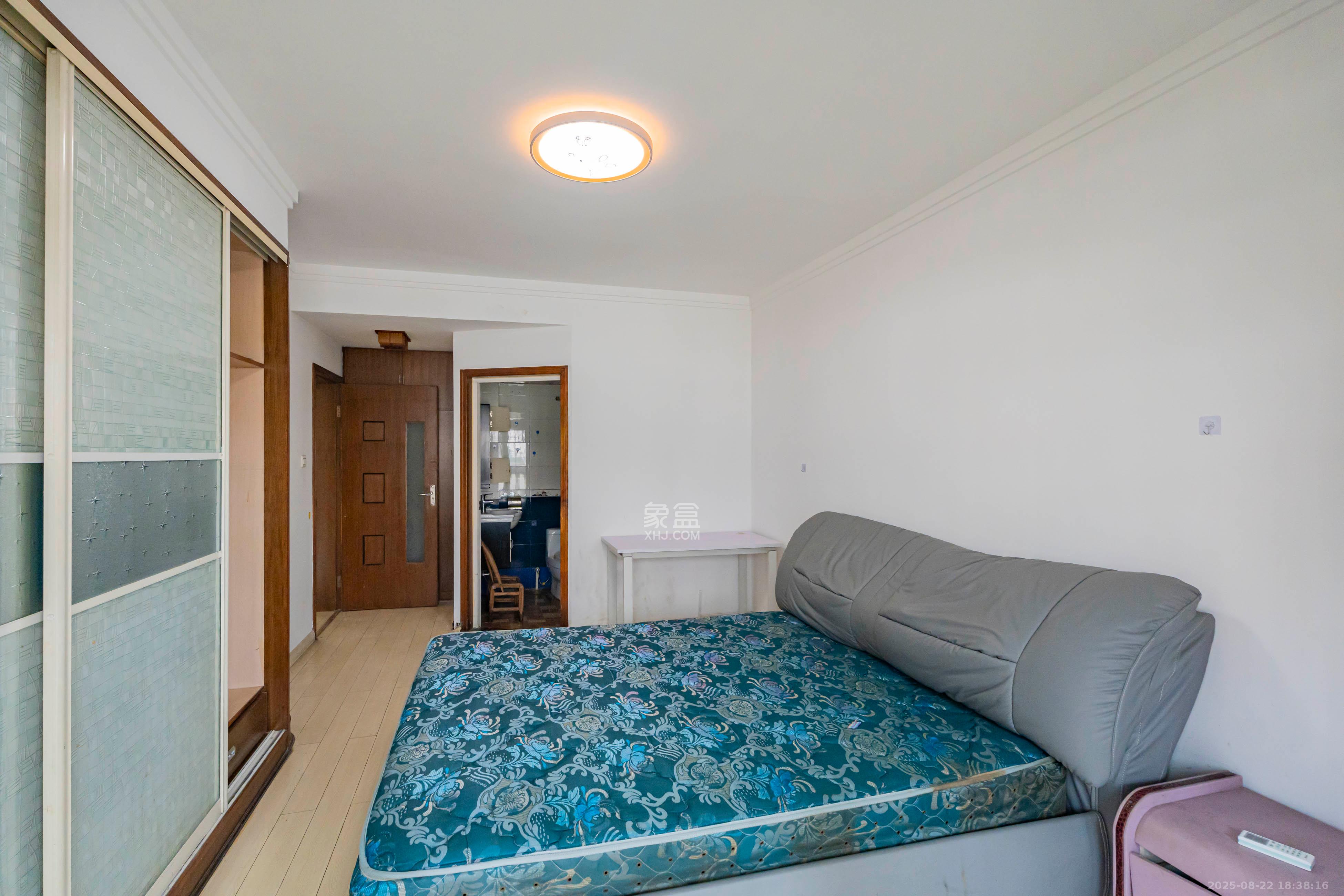 富湘园  3室2厅1卫    125.0万 富湘园  3室2厅1卫    125.0万卧室