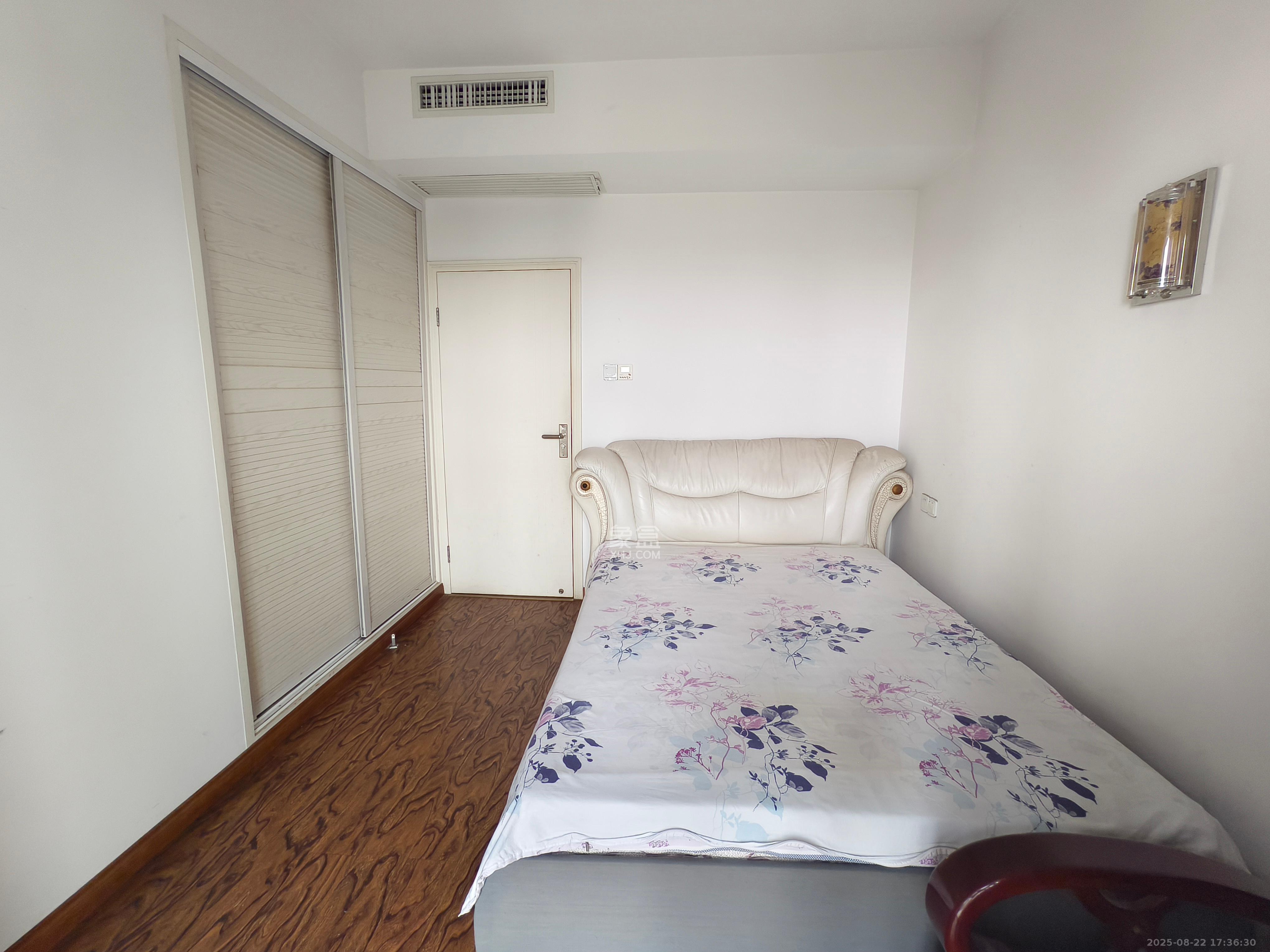 湘瑞嘉园 2室2厅1卫 1680.0元/月 湘瑞嘉园 2室2厅1卫 1680.0元/月室内图