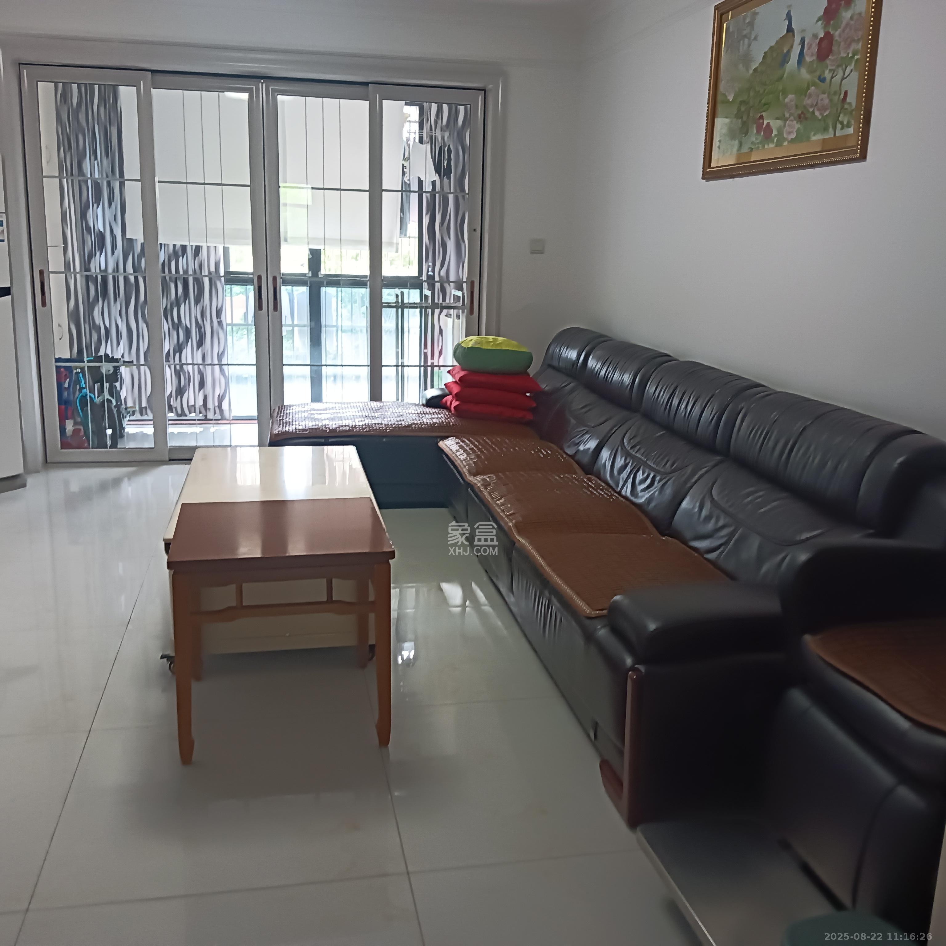 山语城一期  3室2厅1卫    2200.0元/月 山语城一期  3室2厅1卫    2200.0元/月