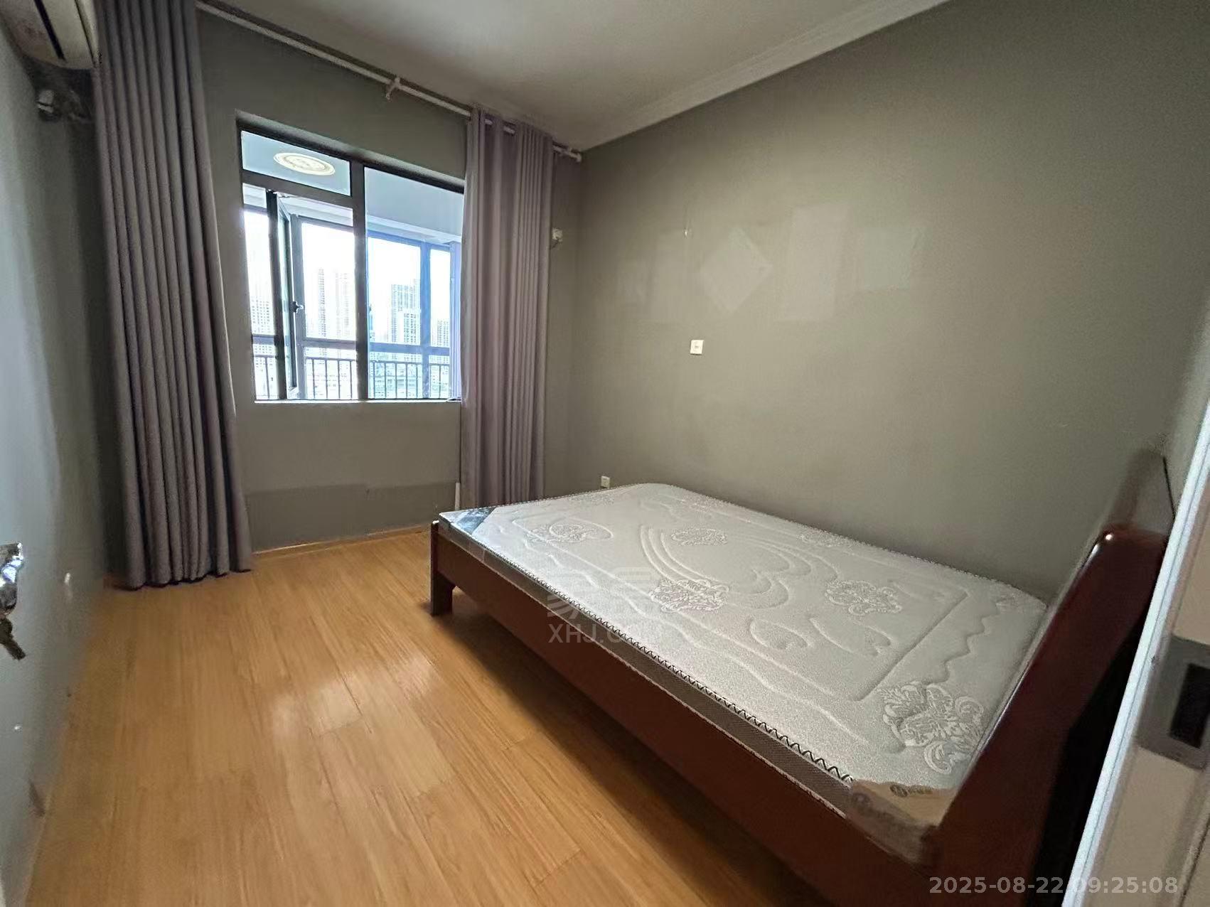 庐山春天早安华晨 3室2厅2卫 1800.0元/月 庐山春天早安华晨 3室2厅2卫 1800.0元/月室内图