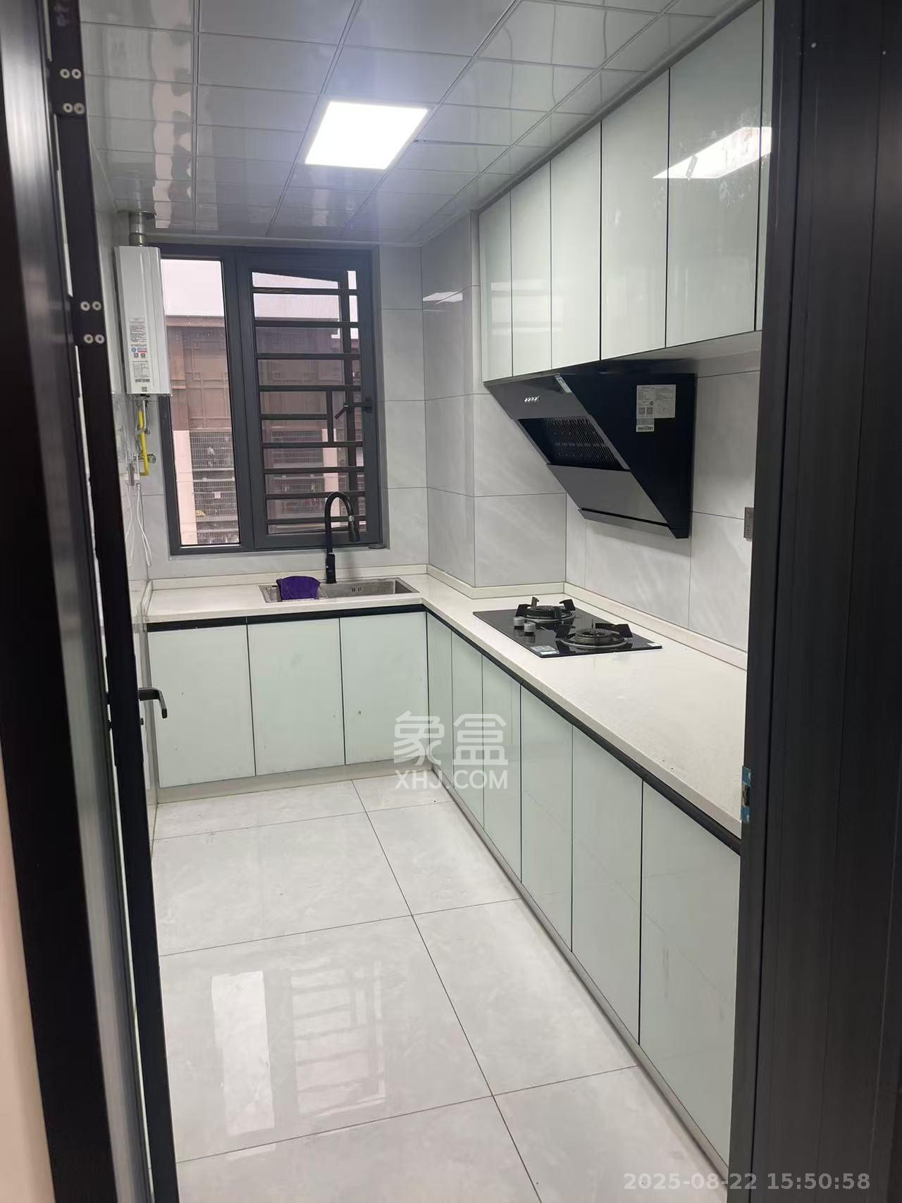 桥头家苑一期 3室1厅2卫 2000.0元/月 桥头家苑一期 3室1厅2卫 2000.0元/月室内图