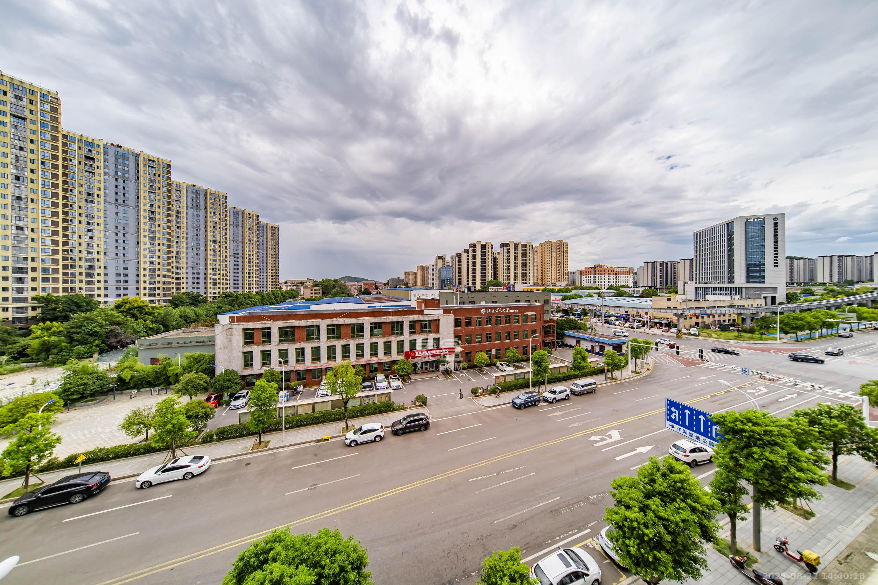 水印华府一期 3室2厅2卫 63.0万 水印华府一期 3室2厅2卫 63.0万其他