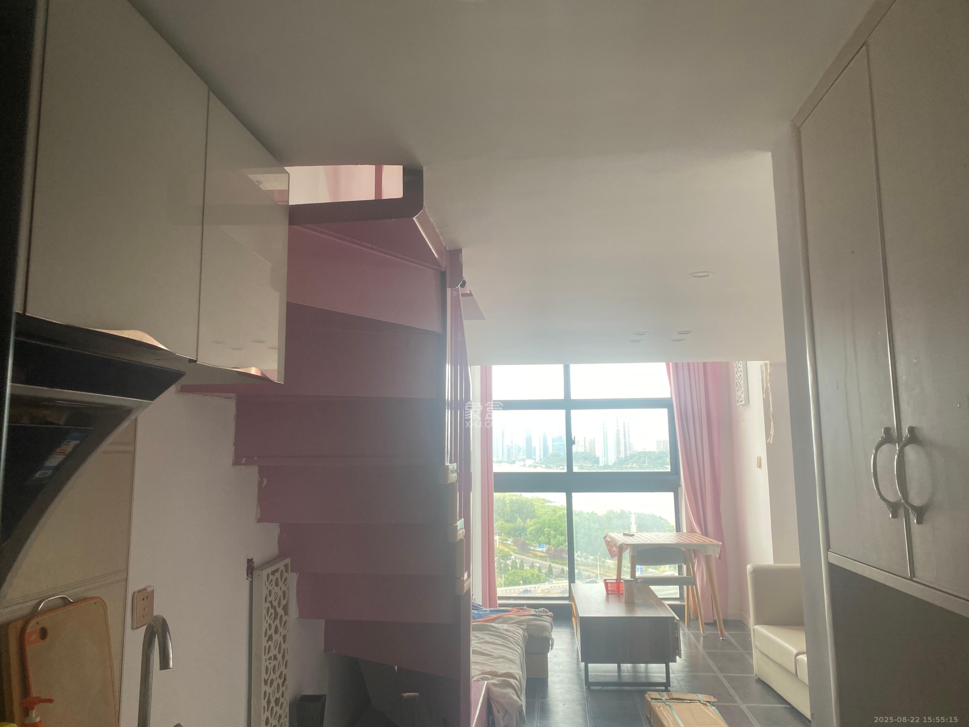 兰亭湾畔 1室1厅1卫 1700.0元/月 兰亭湾畔 1室1厅1卫 1700.0元/月室内图