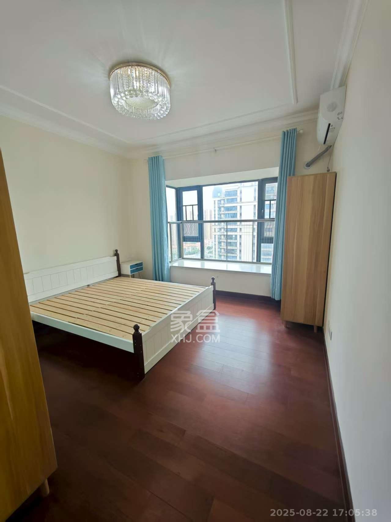 恒大御景天下城一期  3室2厅2卫    2300.0元/月 恒大御景天下城一期  3室2厅2卫    2300.0元/月室内图